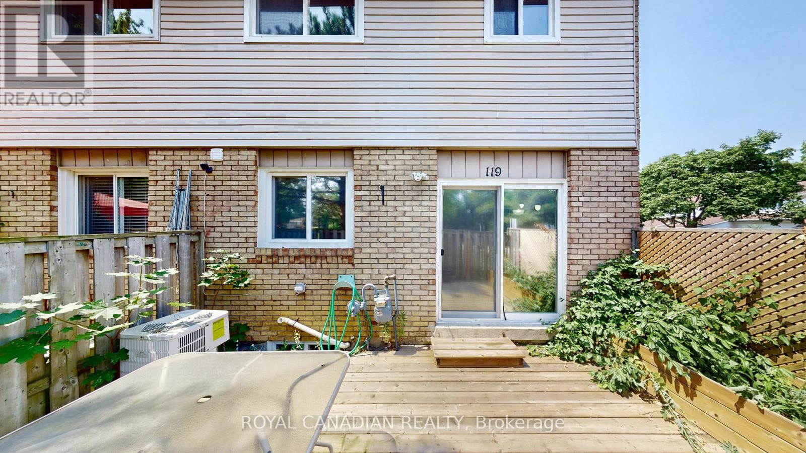 Photo 31 of 119 100 Quigley Road, Hamilton ON