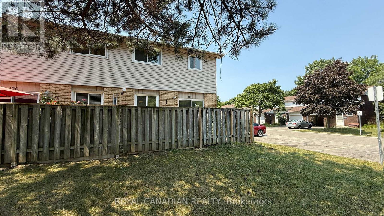 Photo 35 of 119 100 Quigley Road, Hamilton ON