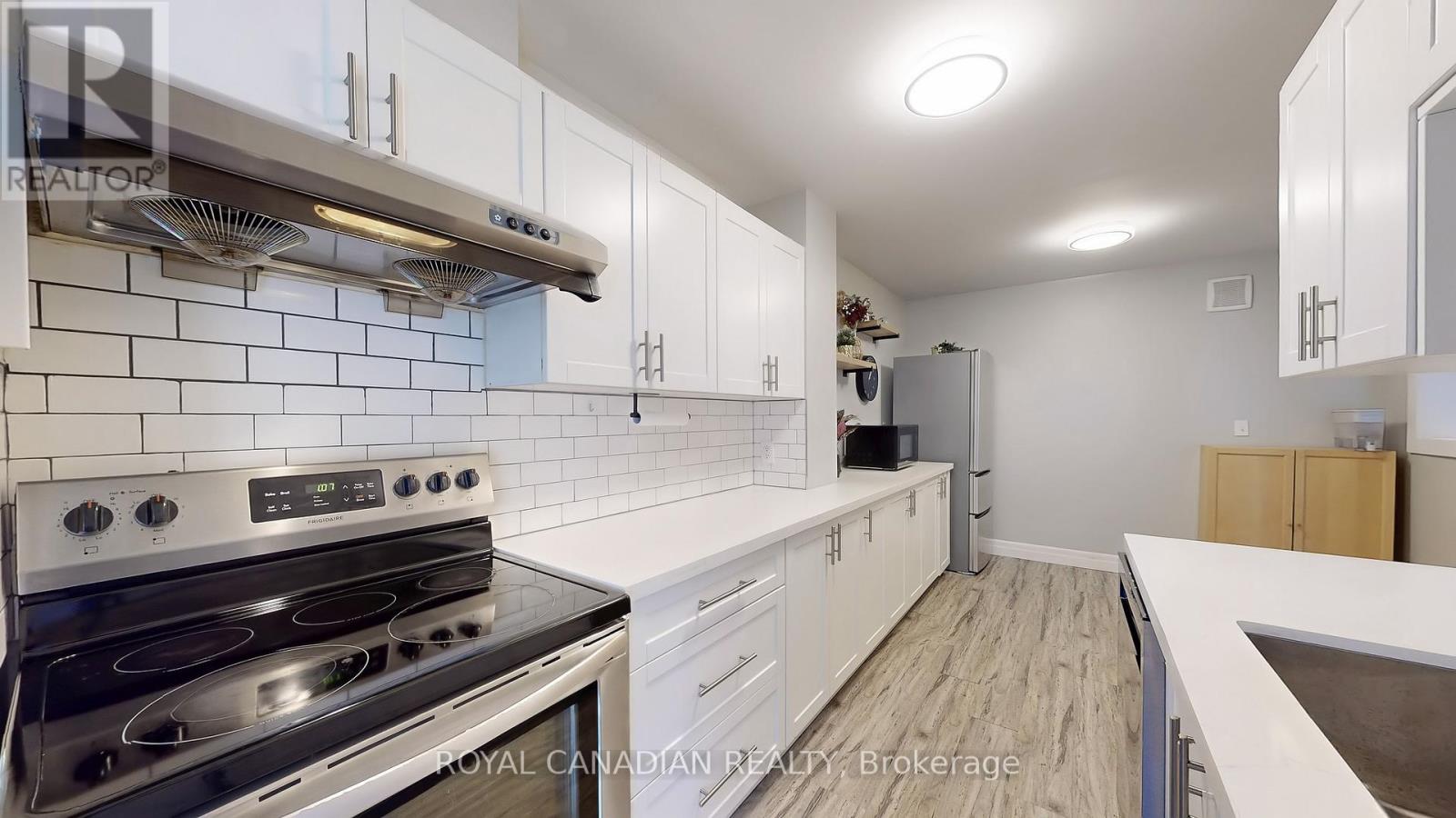 Photo 7 of 119 100 Quigley Road, Hamilton ON