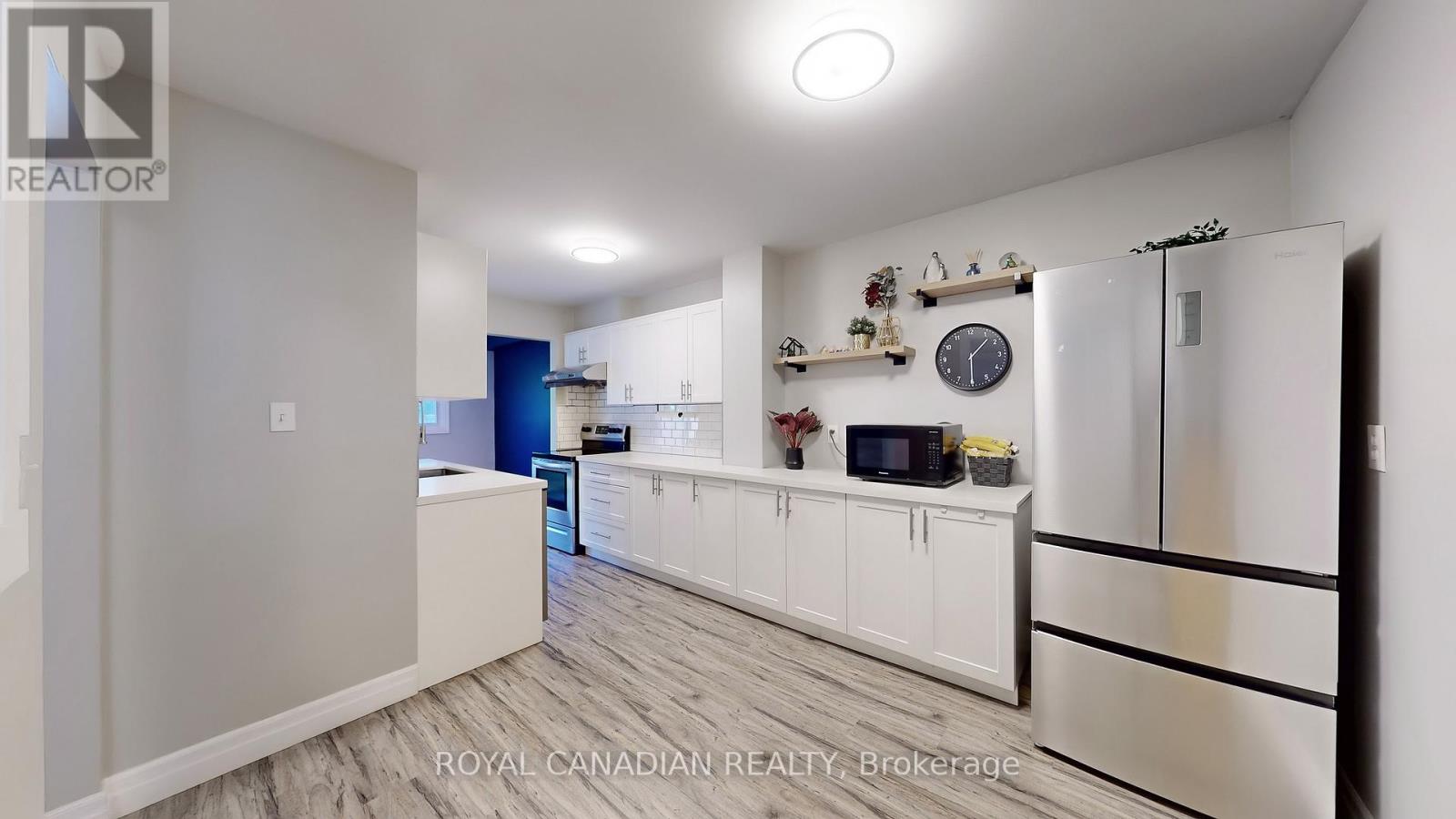 Photo 8 of 119 100 Quigley Road, Hamilton ON