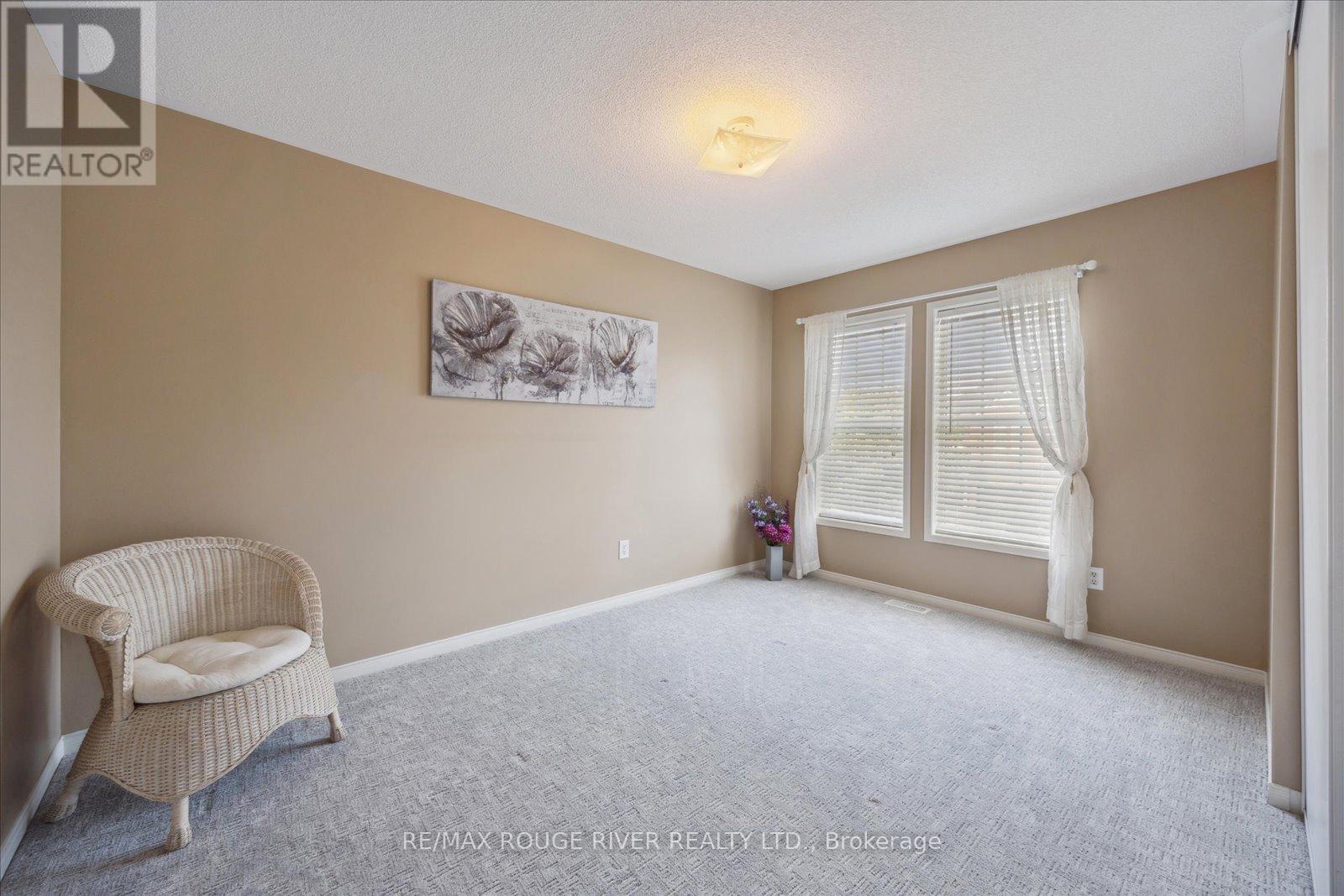 Photo 21 of 81 Vanguard Drive, Whitby ON