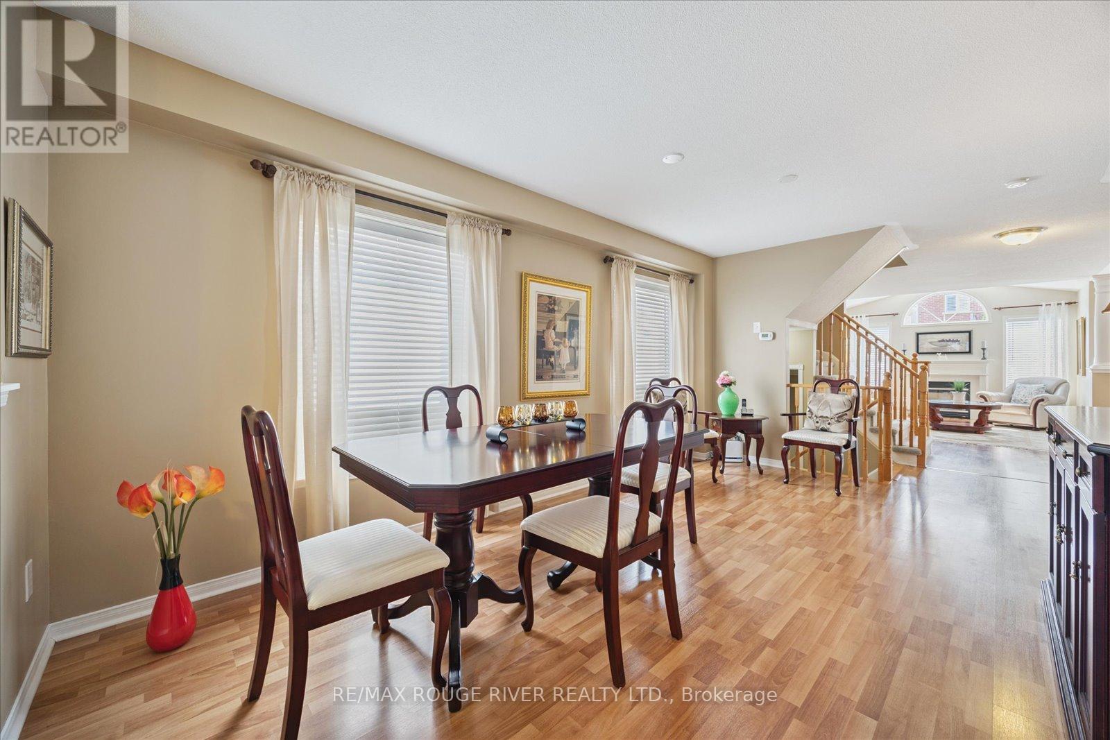 Photo 6 of 81 Vanguard Drive, Whitby ON