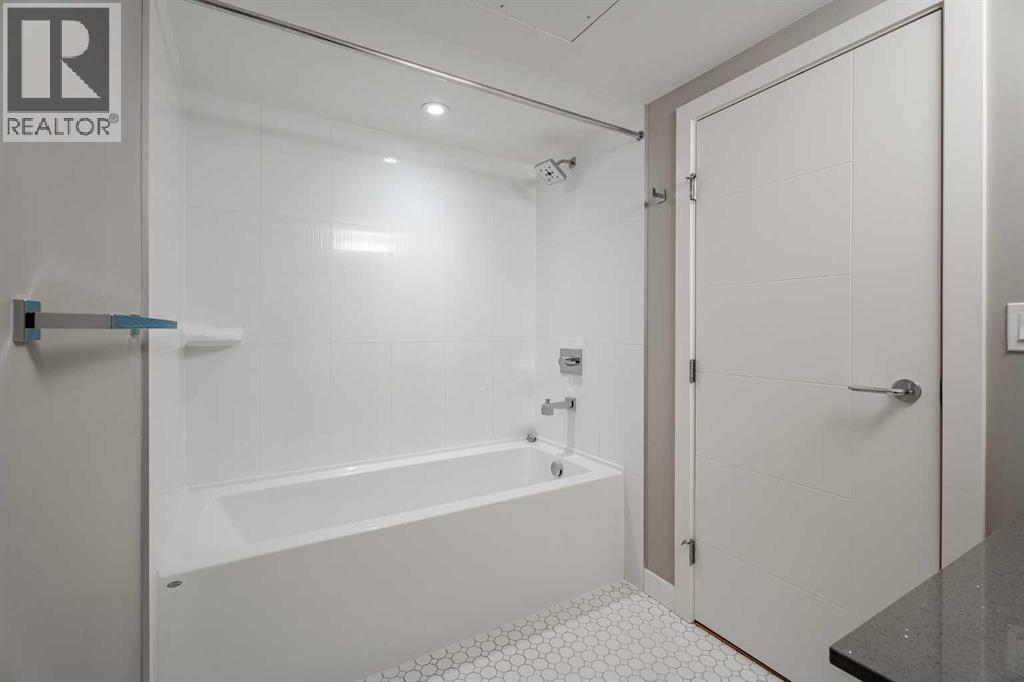 Single Family House for Sale in    Avenue SW Downtown Commercial Core Calgary 