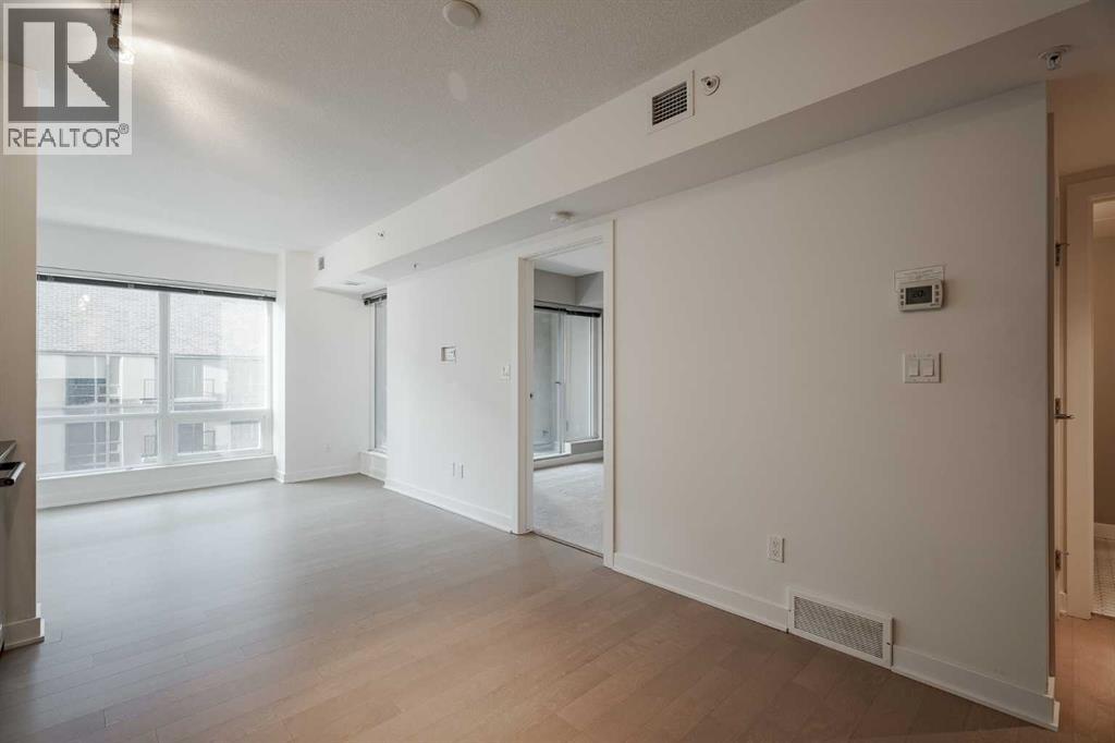 Single Family House for Sale in    Avenue SW Downtown Commercial Core Calgary 