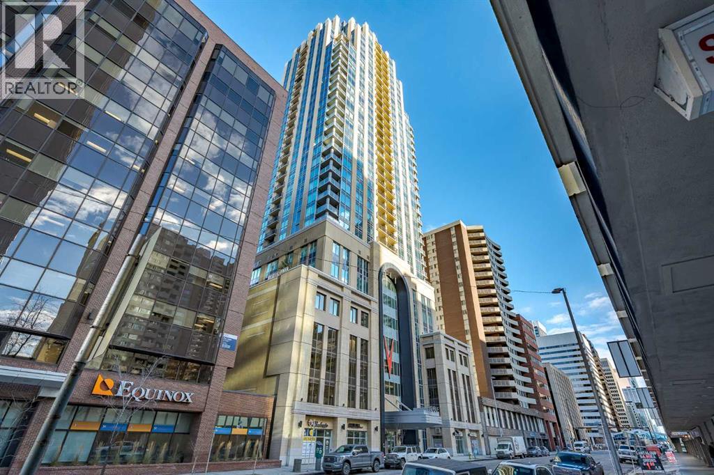 Single Family House for Sale in    Avenue SW Downtown Commercial Core Calgary 