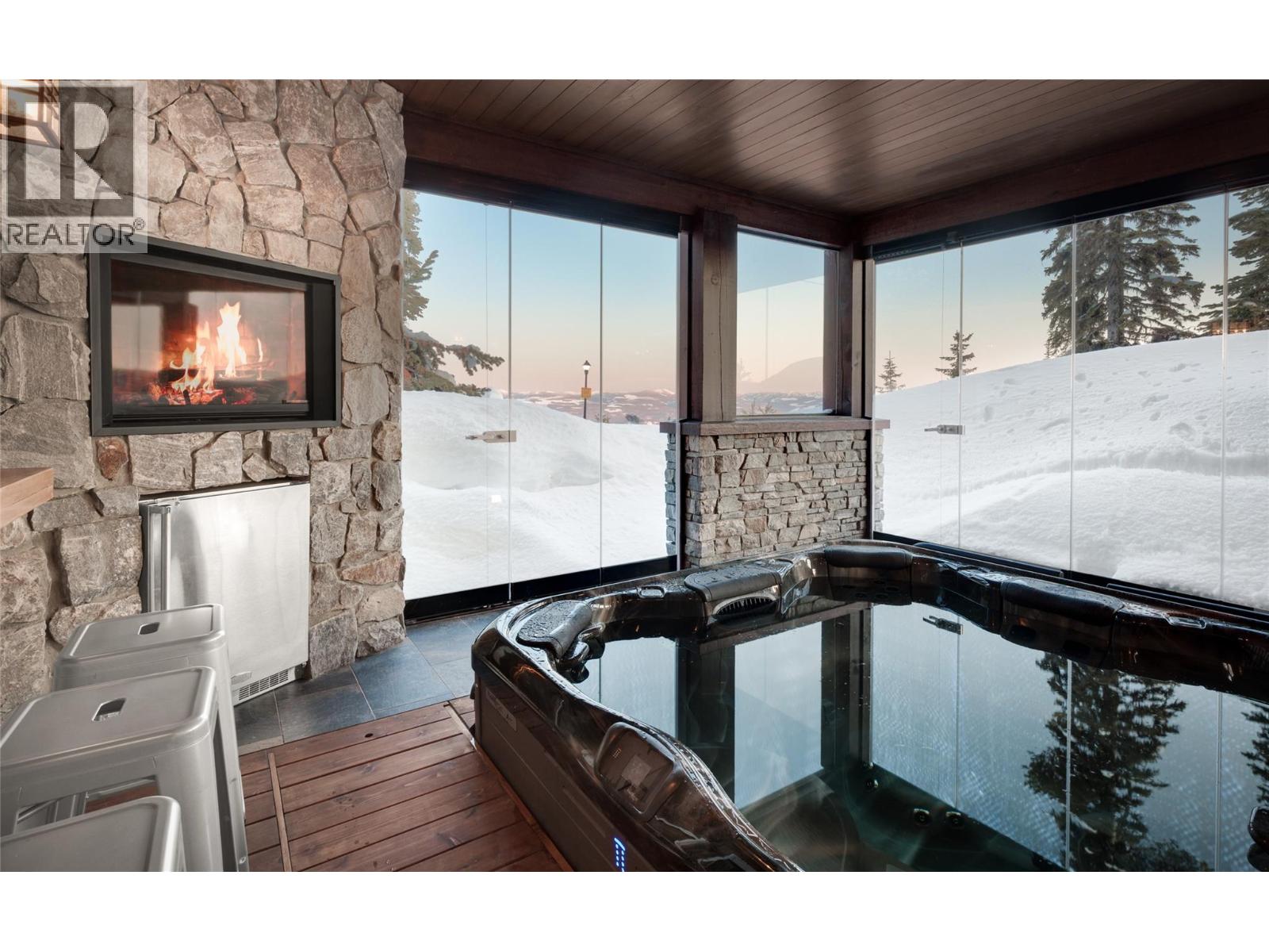 310 Moonshine Crescent Unit# Lot 13, Big White