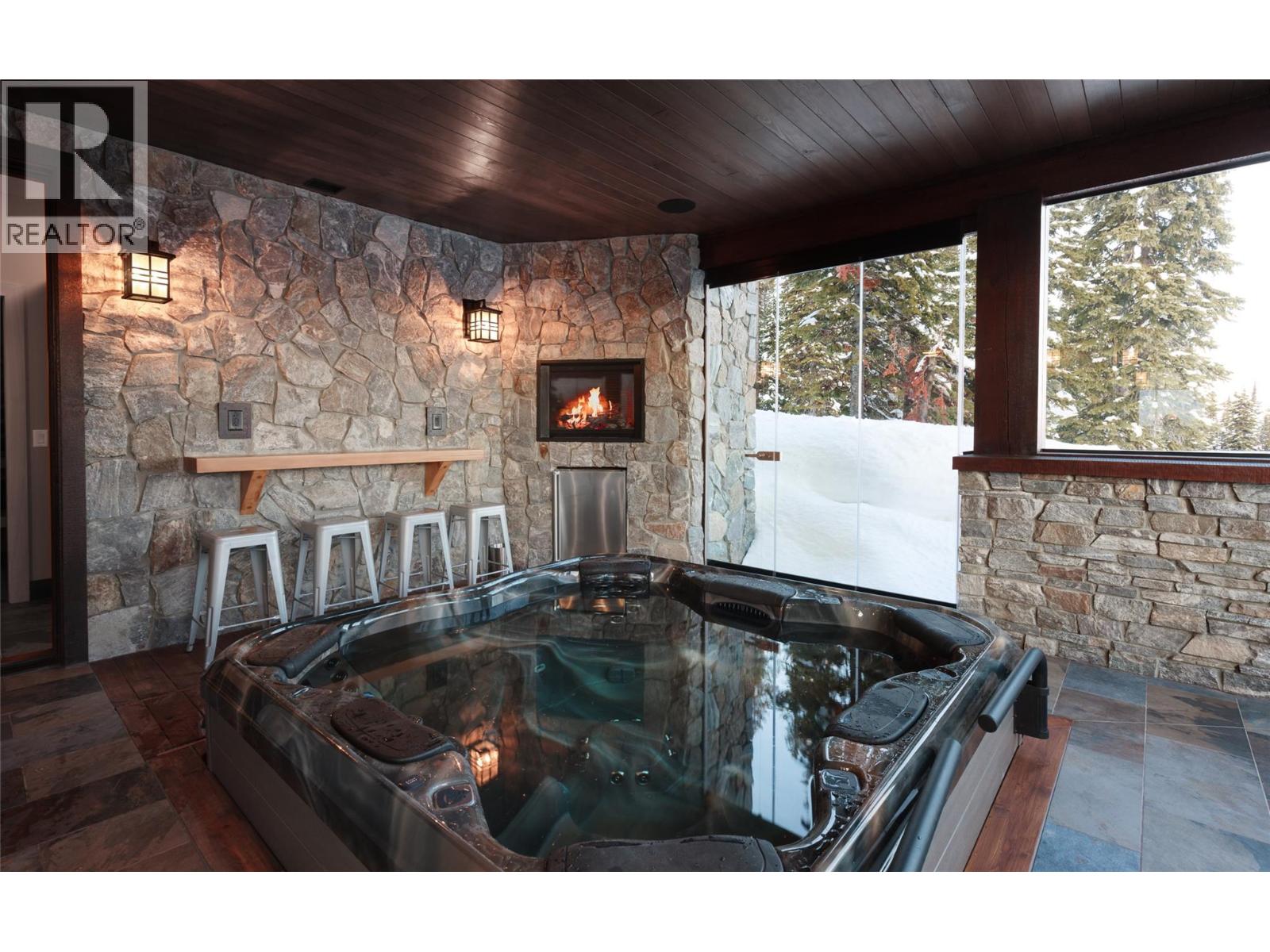 310 Moonshine Crescent Unit# Lot 13, Big White