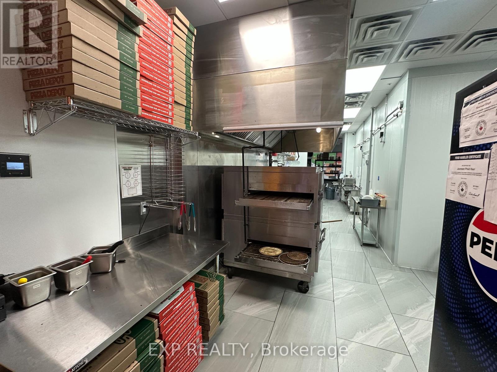 Photo 2 of 11 2136 Kains Road Road, London South ON