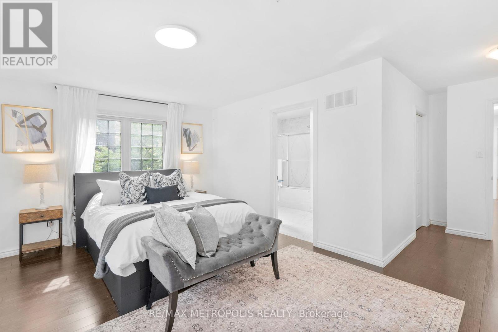 Photo 28 of 14537 Woodbine Avenue, Whitchurchstouffville ON