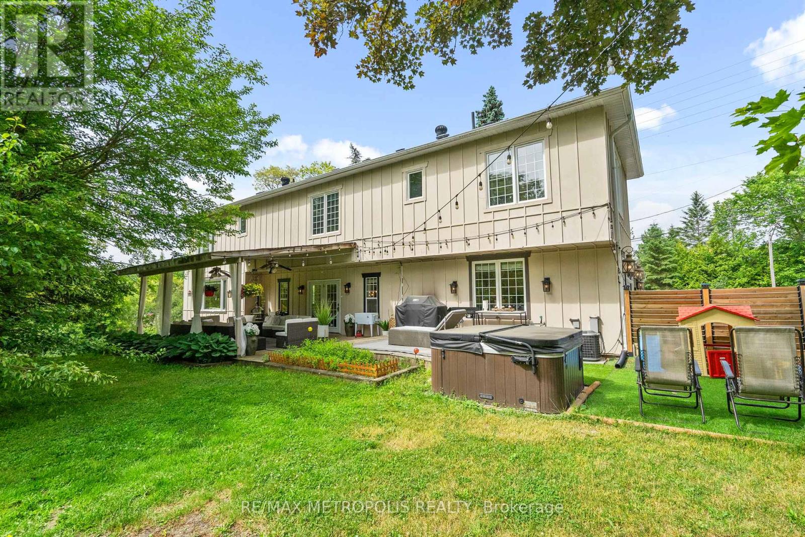 Photo 42 of 14537 Woodbine Avenue, Whitchurchstouffville ON
