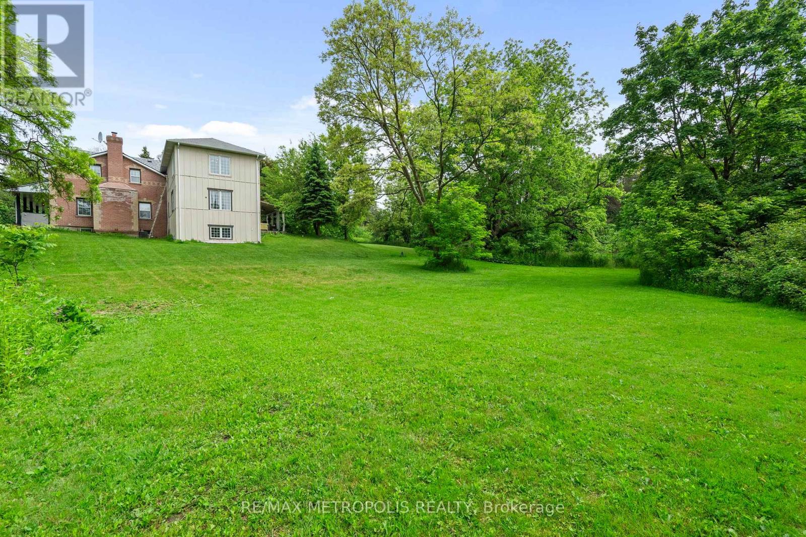 Photo 43 of 14537 Woodbine Avenue, Whitchurchstouffville ON
