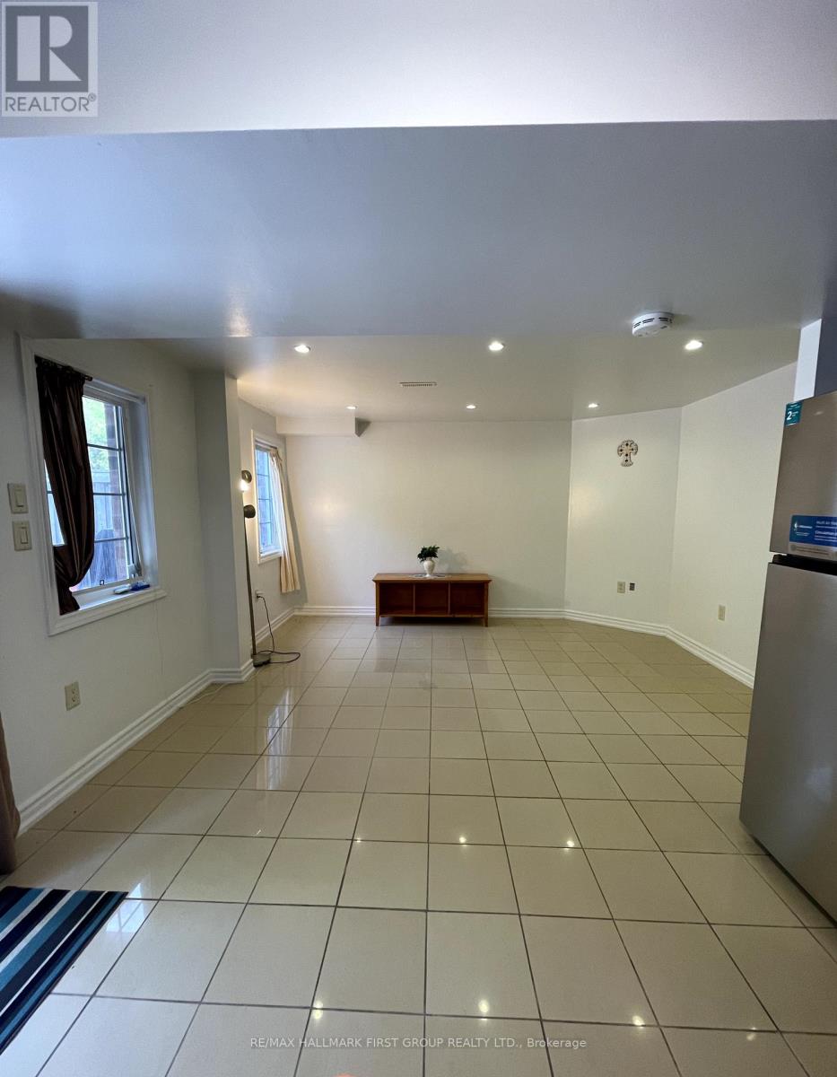 Photo 11 of Basement 181 Riverwalk Drive, Markham ON