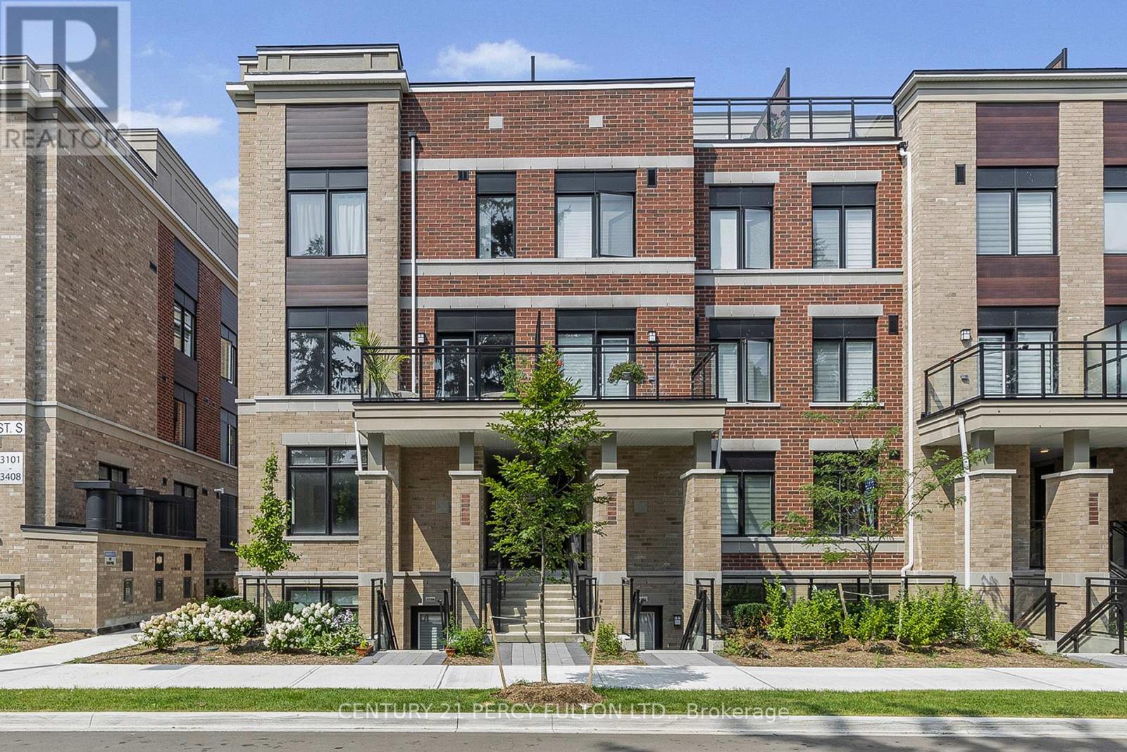 Photo 1 of 2208 58 Elizabeth Street S, Richmond Hill ON