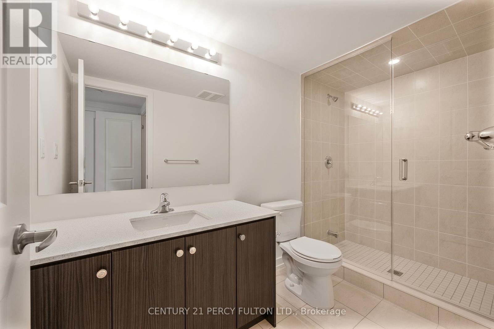 Photo 10 of 2208 58 Elizabeth Street S, Richmond Hill ON