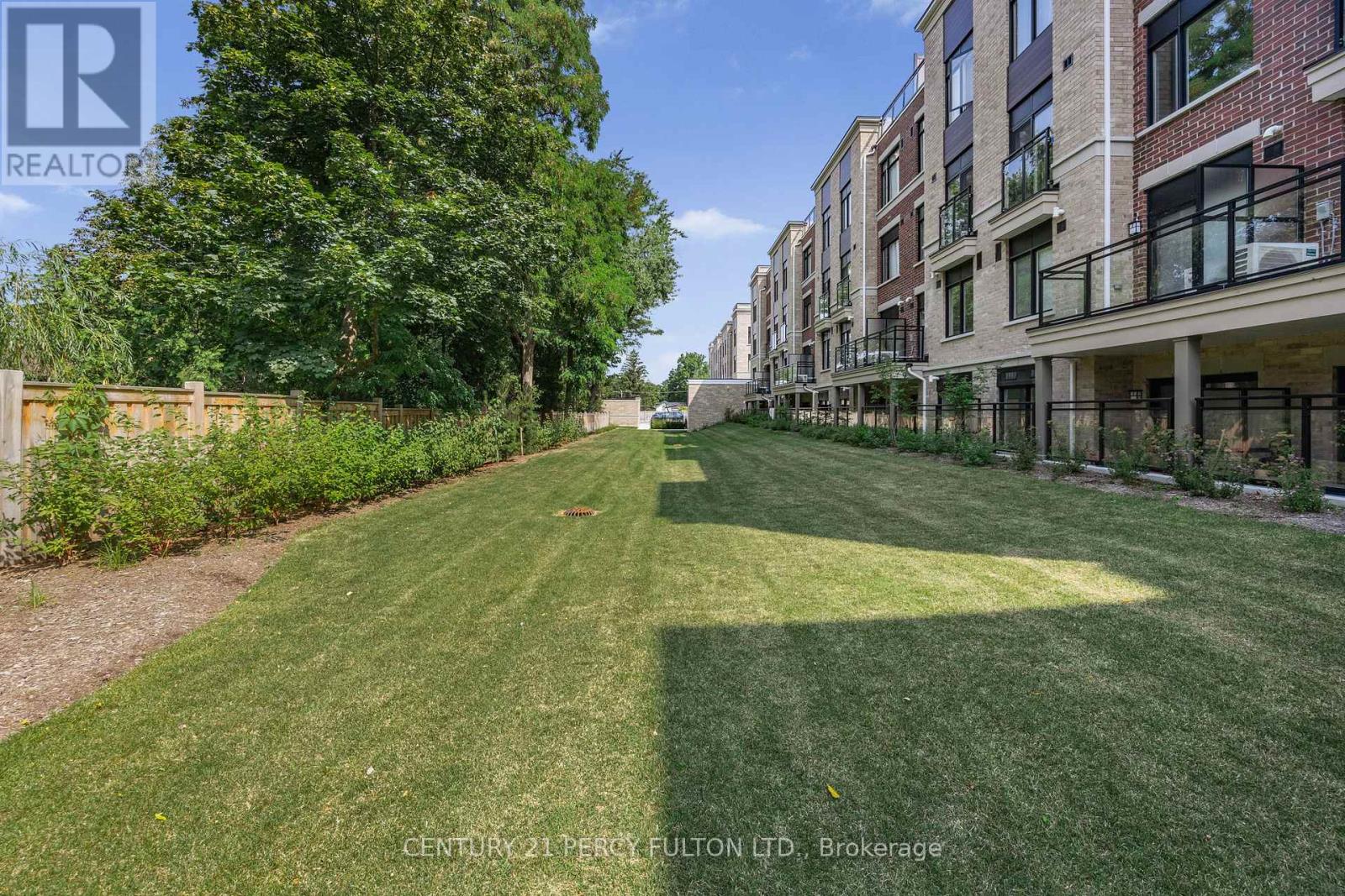 Photo 17 of 2208 58 Elizabeth Street S, Richmond Hill ON