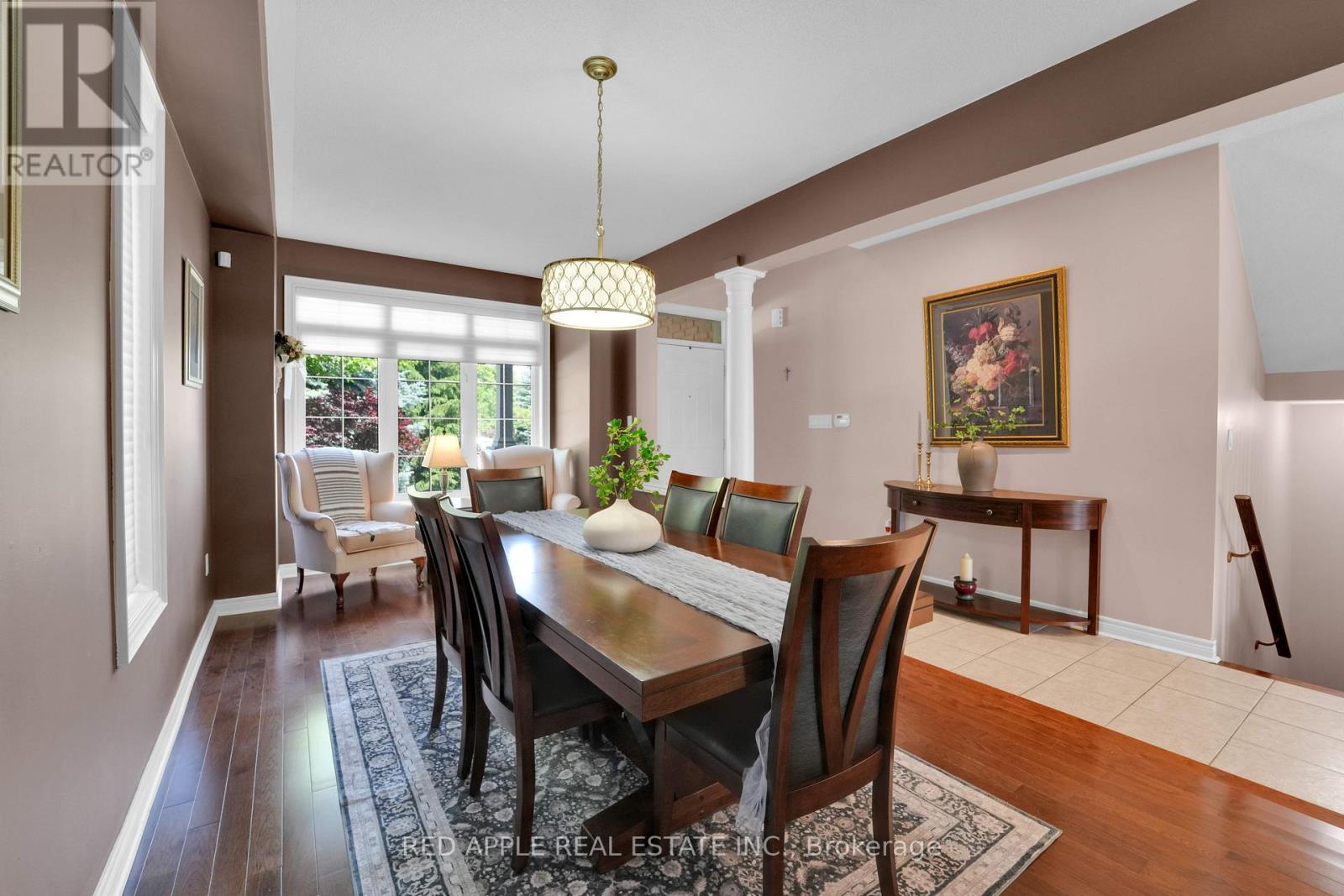 Photo 19 of 66 Milligan Street, Bradford West Gwillimbury ON