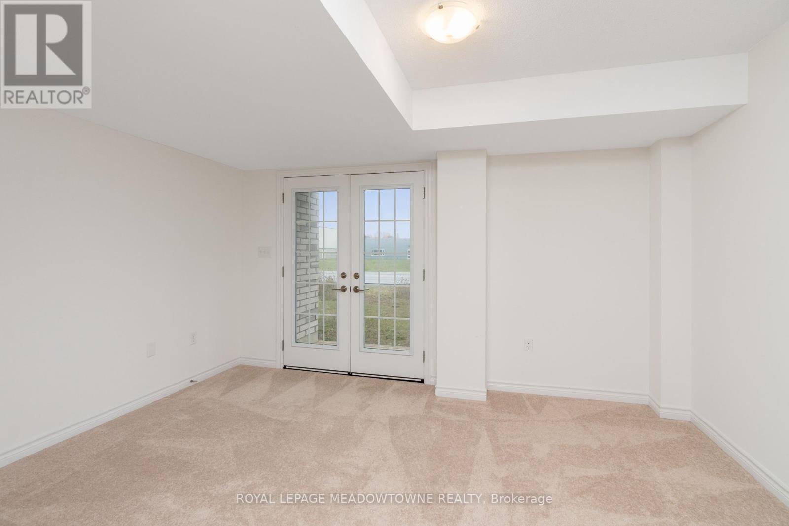 Photo 24 of 17 Andean Lane, Barrie ON