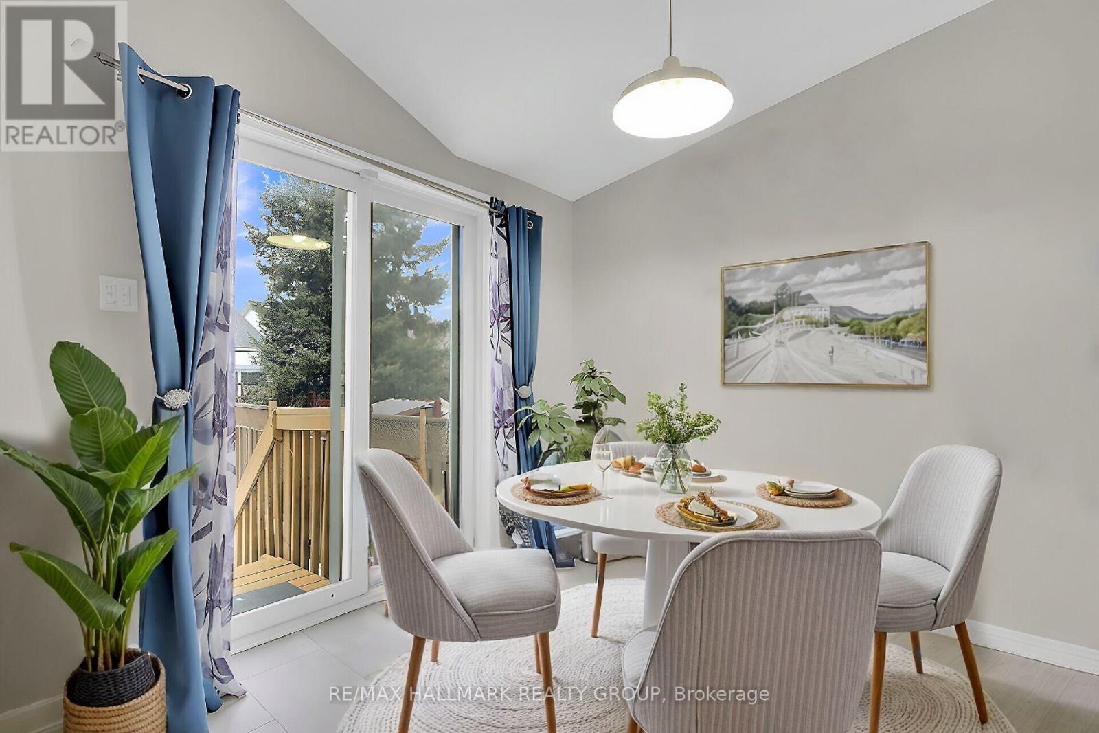 Photo 13 of 4320 Owl Valley Drive, Ottawa ON