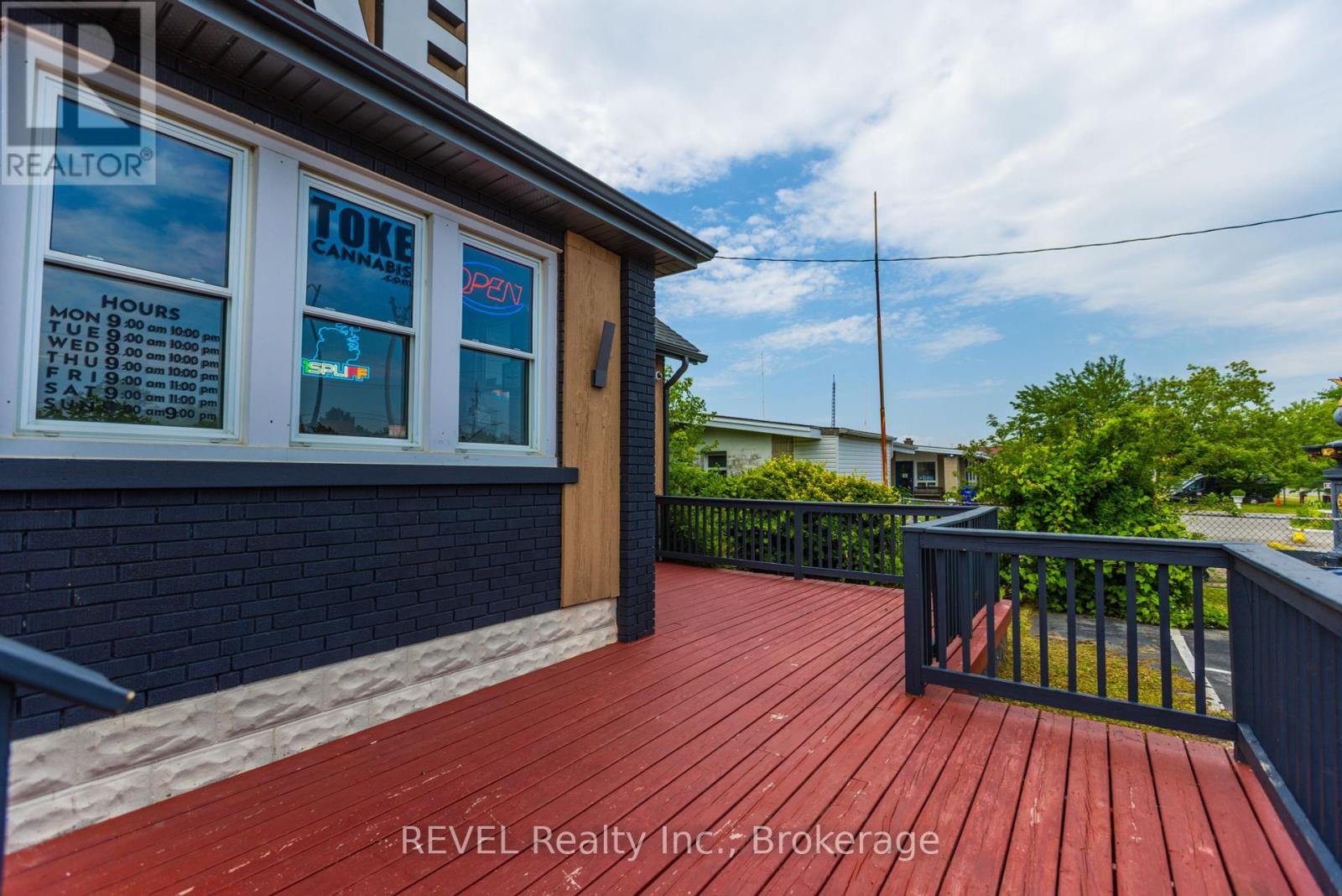 Photo 12 of 8568 Lundys Lane, Niagara Falls ON
