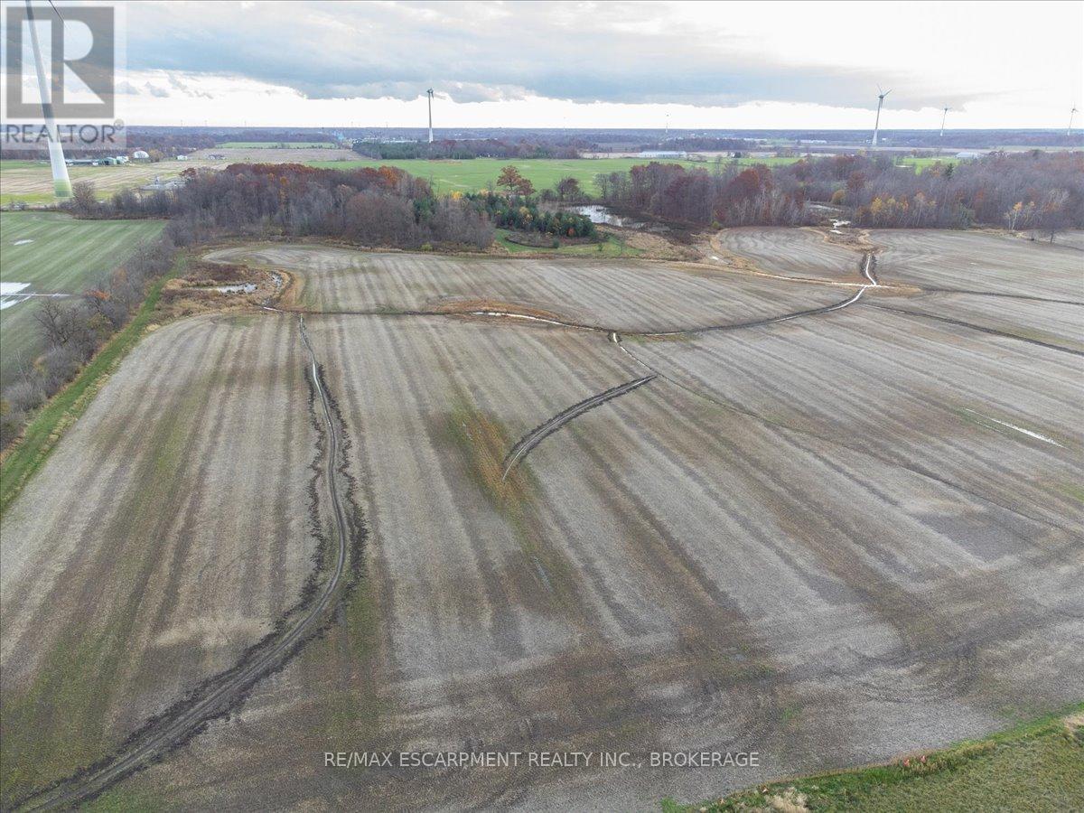 Photo 35 of 4872 Regional Road 20, West Lincoln ON