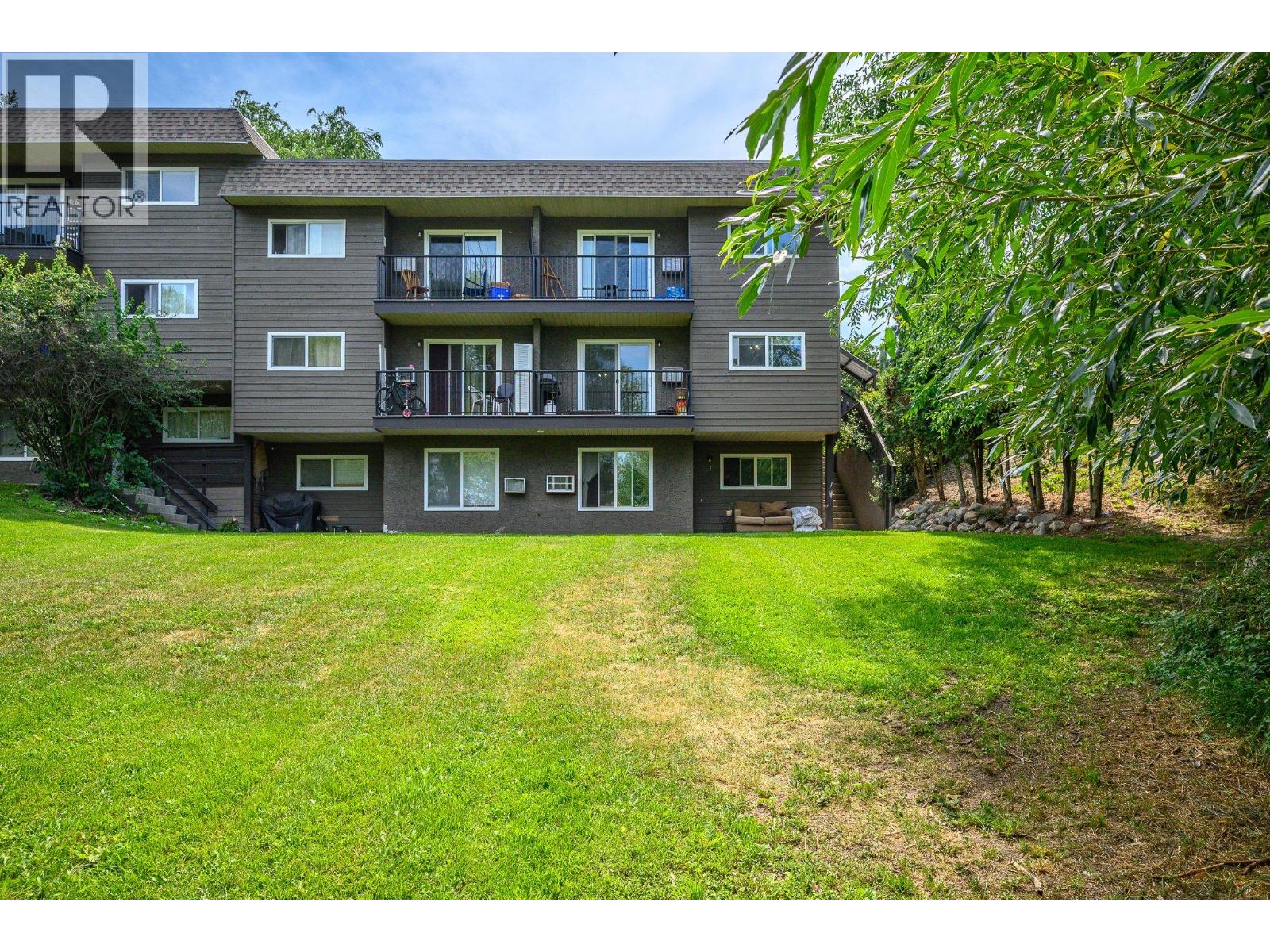 Photo 2 of 3413 Okanagan Avenue Unit 9, Vernon BC