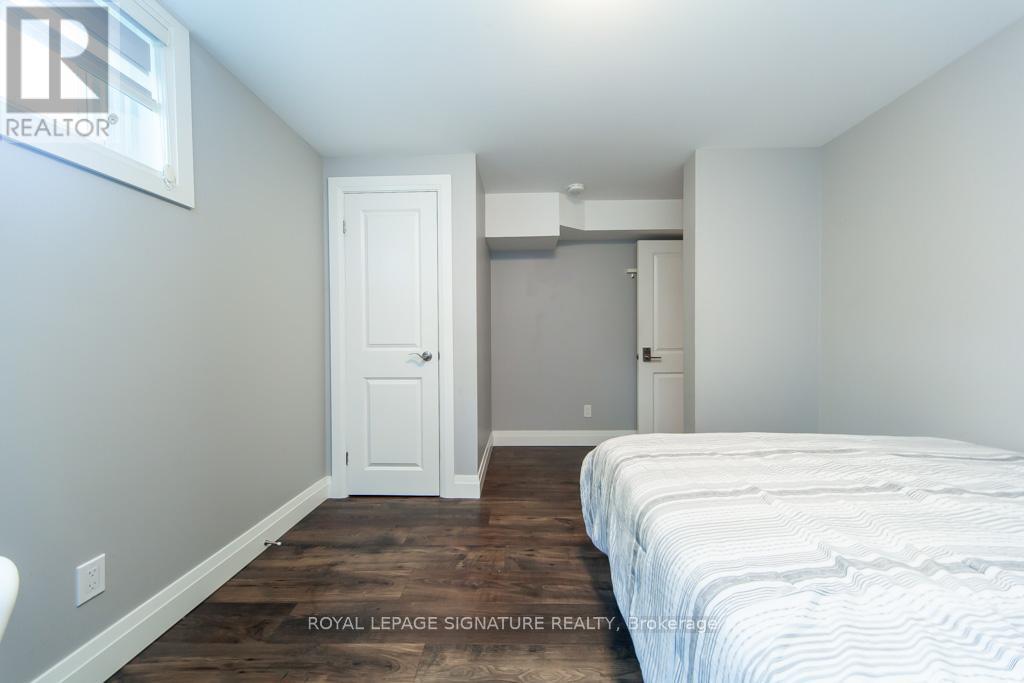 Photo 41 of 3605 The Credit Woodlands, Mississauga ON