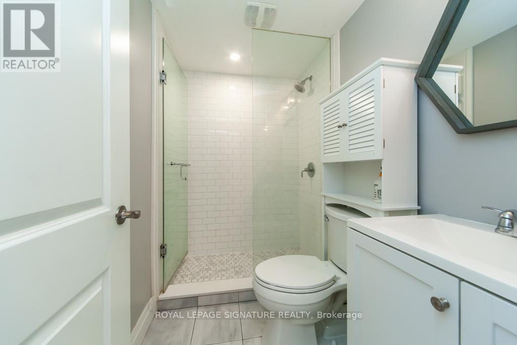 Photo 44 of 3605 The Credit Woodlands, Mississauga ON