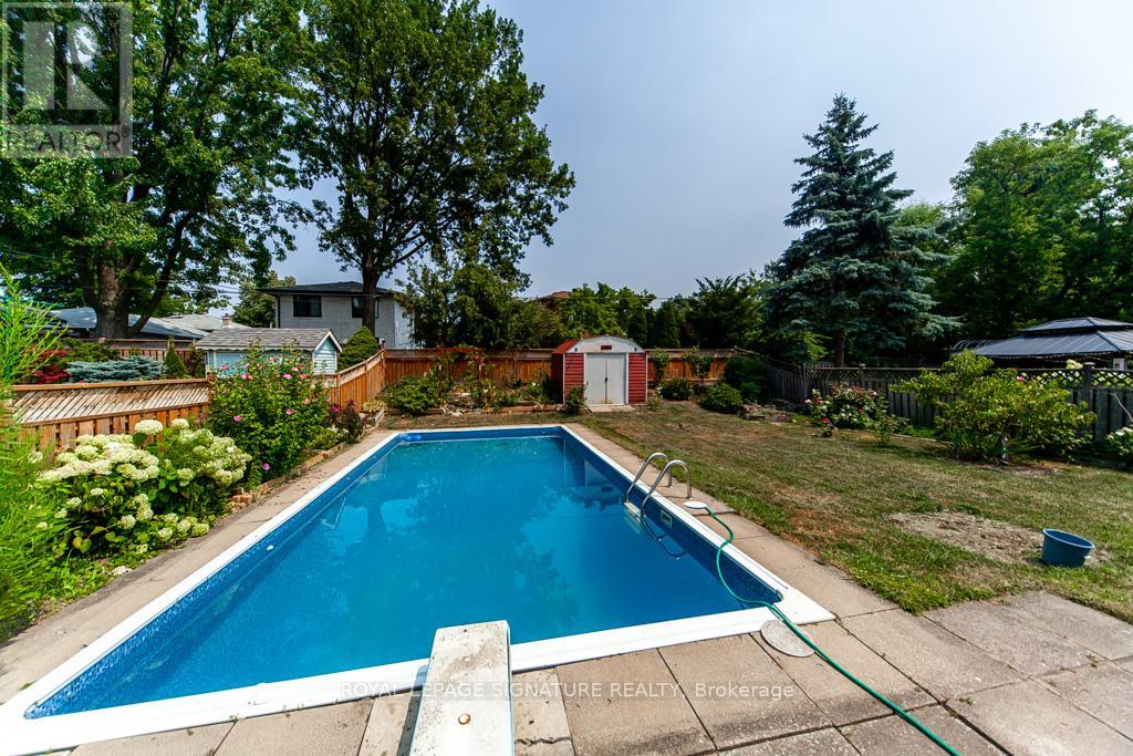 Photo 46 of 3605 The Credit Woodlands, Mississauga ON