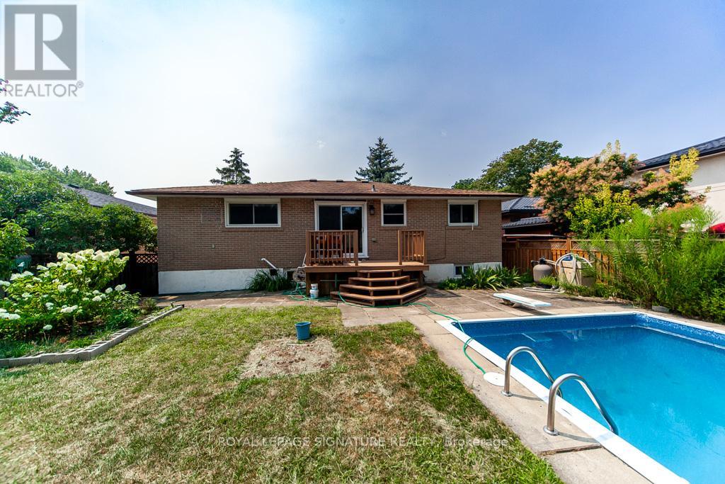 Photo 47 of 3605 The Credit Woodlands, Mississauga ON