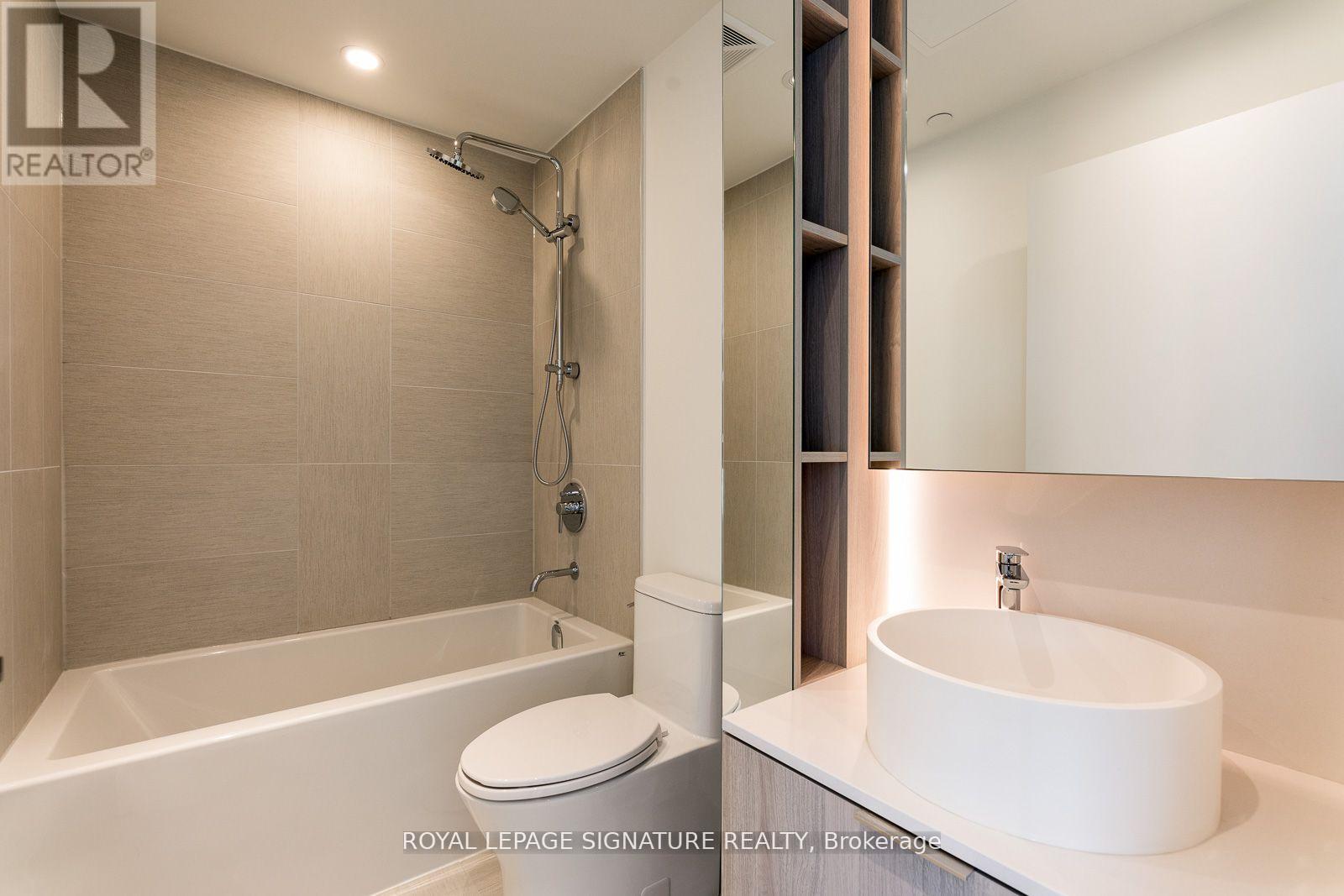 Photo 22 of 209 28 Ann Street, Mississauga ON