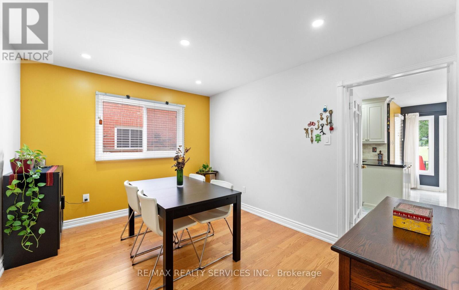 Photo 13 of 64 Burgby Avenue, Brampton ON
