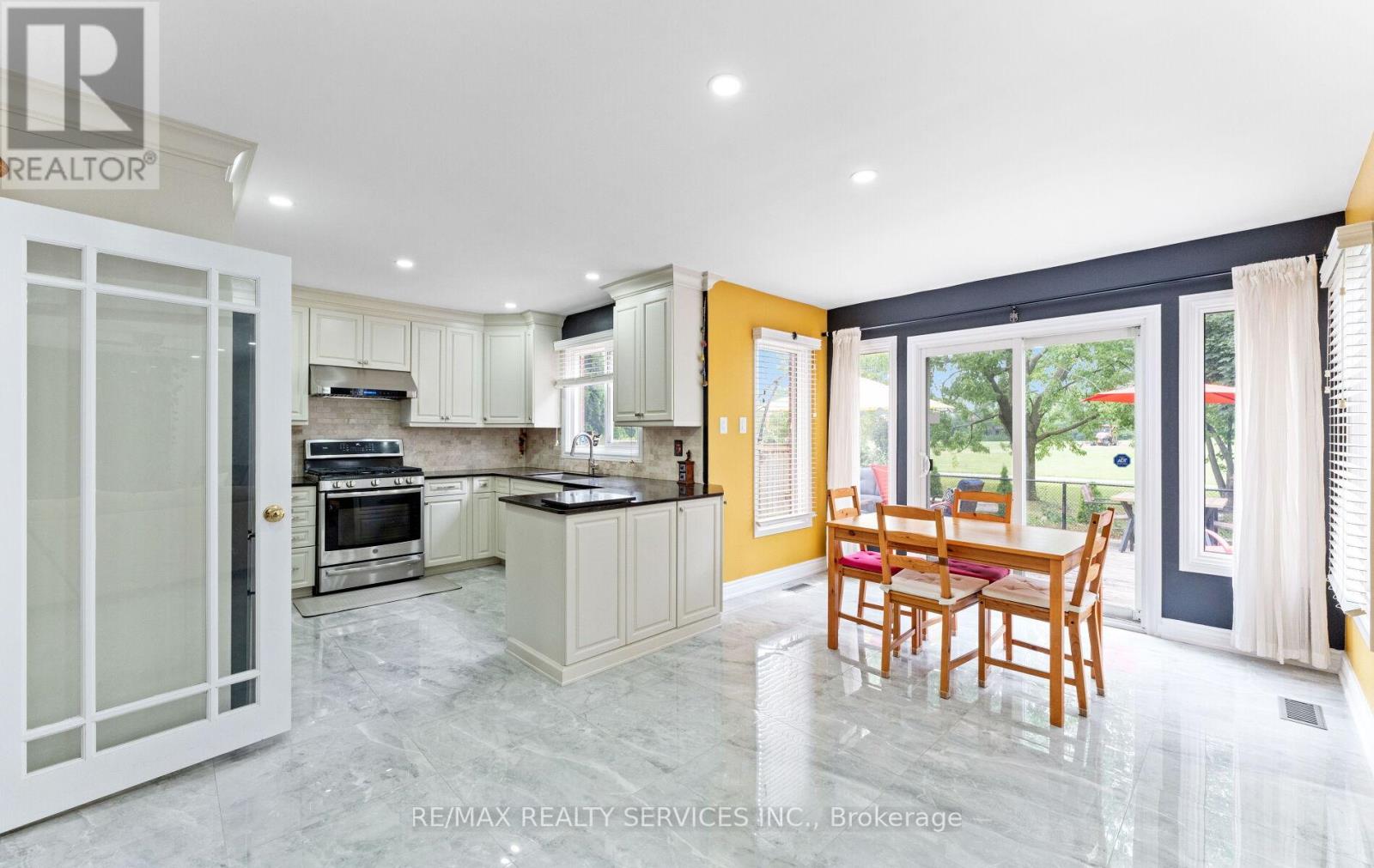 Photo 15 of 64 Burgby Avenue, Brampton ON