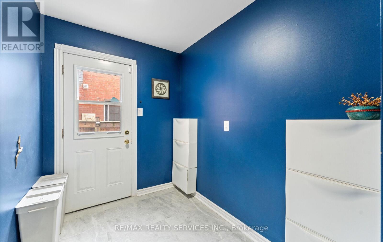 Photo 20 of 64 Burgby Avenue, Brampton ON