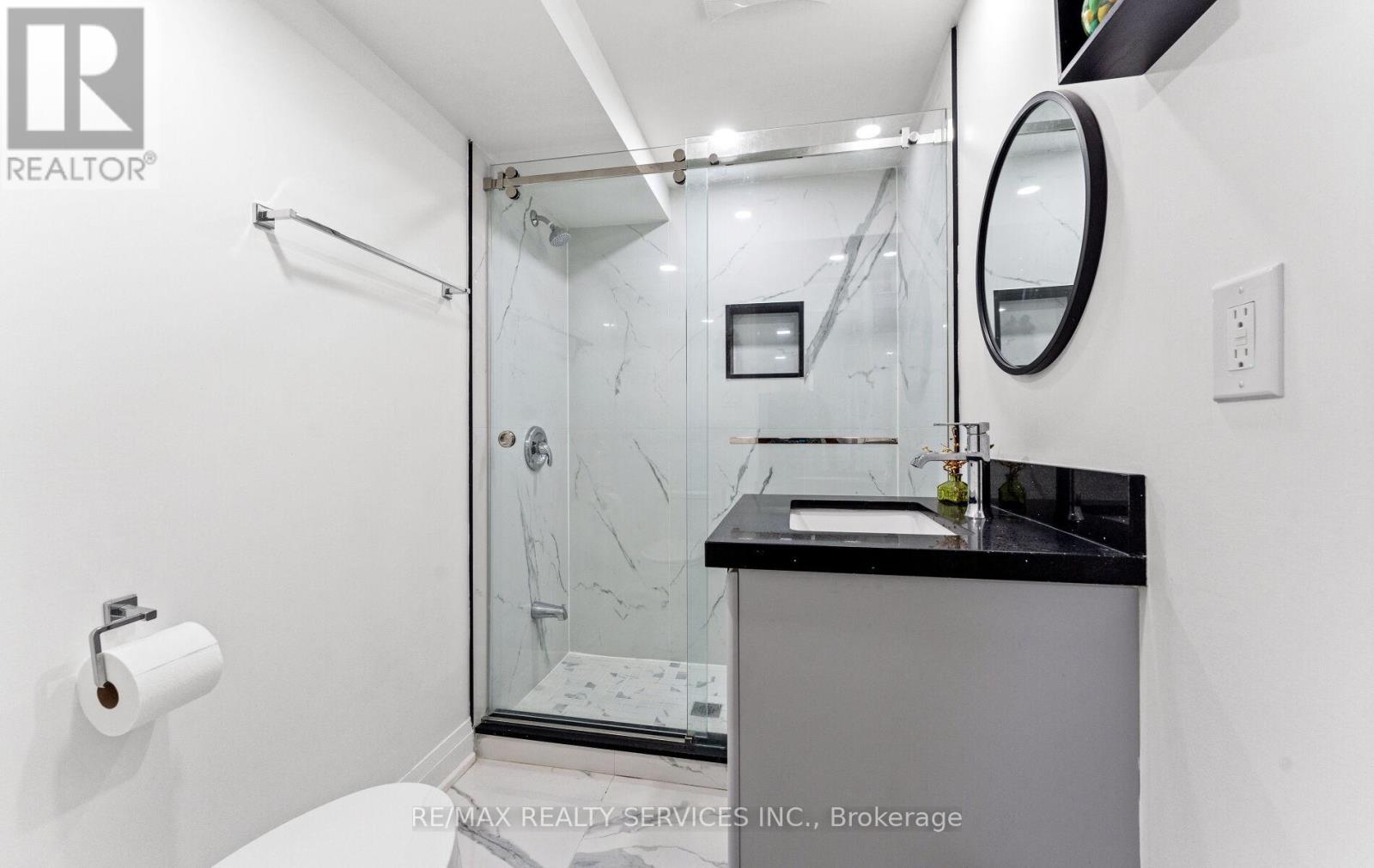Photo 39 of 64 Burgby Avenue, Brampton ON