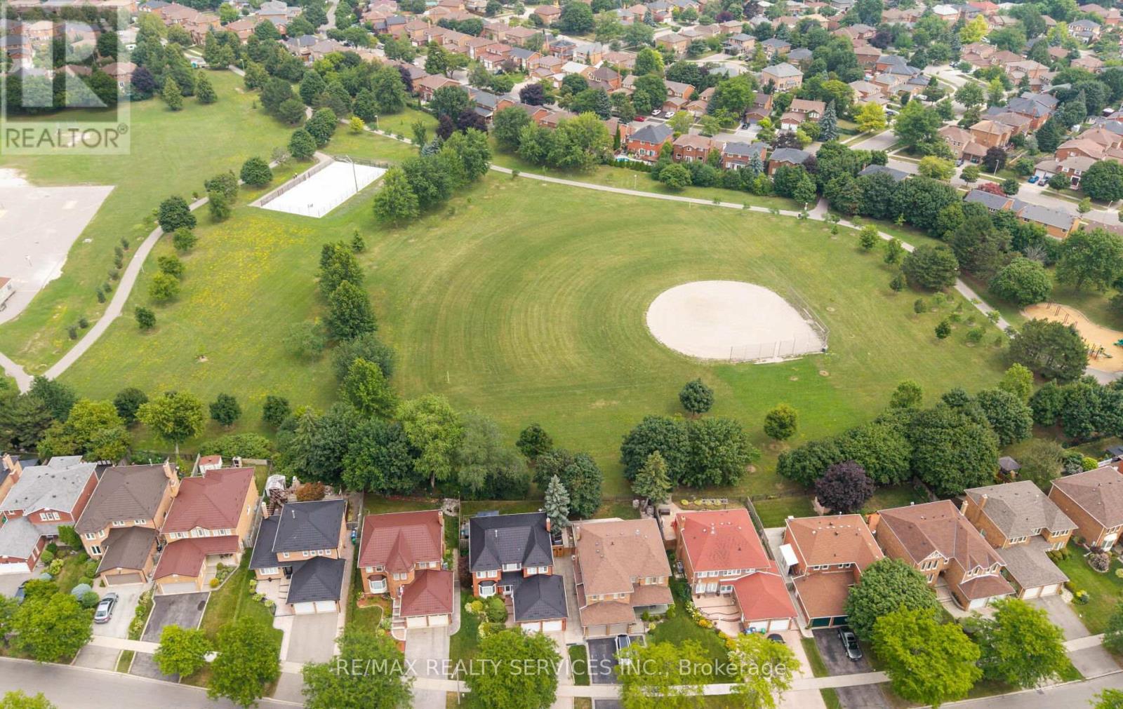 Photo 48 of 64 Burgby Avenue, Brampton ON