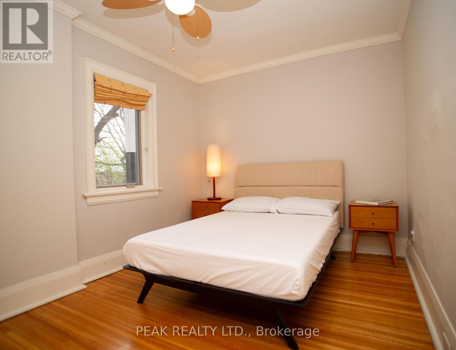 Photo 8 of 136 Humbercrest Boulevard, Toronto ON