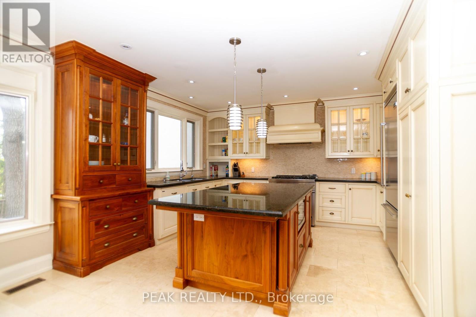 Photo 14 of 136 Humbercrest Boulevard, Toronto ON