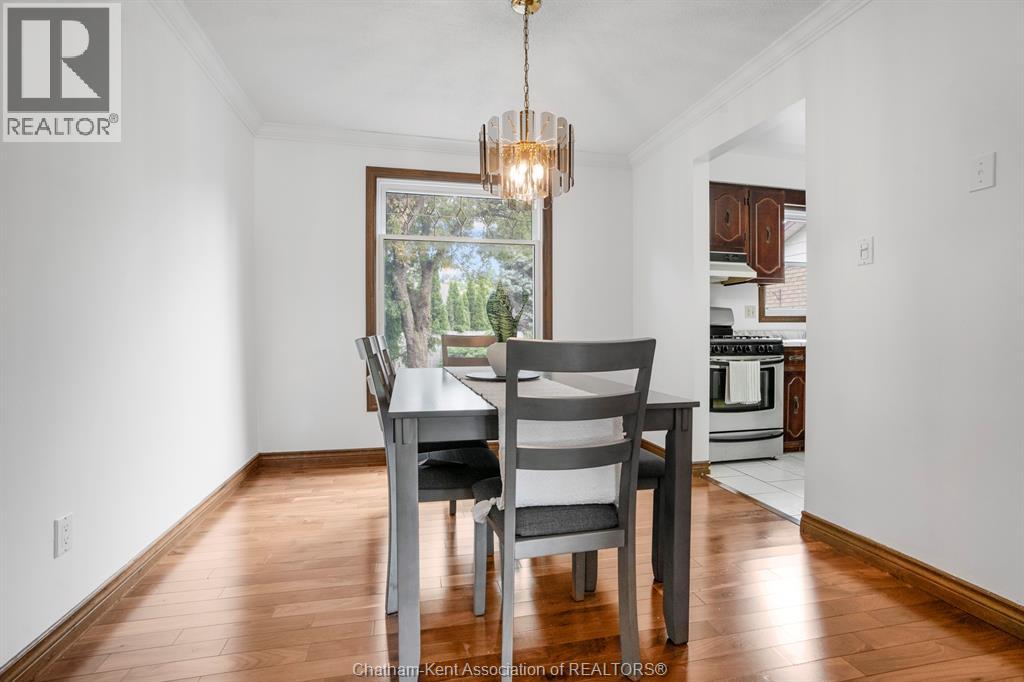 Photo 17 of 44 Pamela Crescent, Chatham ON