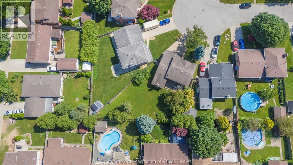 Photo 48 of 44 Pamela Crescent, Chatham ON
