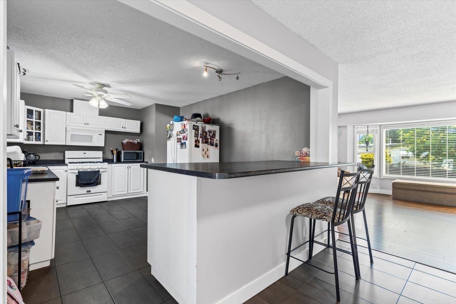 Photo 8 of 8645 Baker Drive Chilliwack Proper South, Chilliwack BC