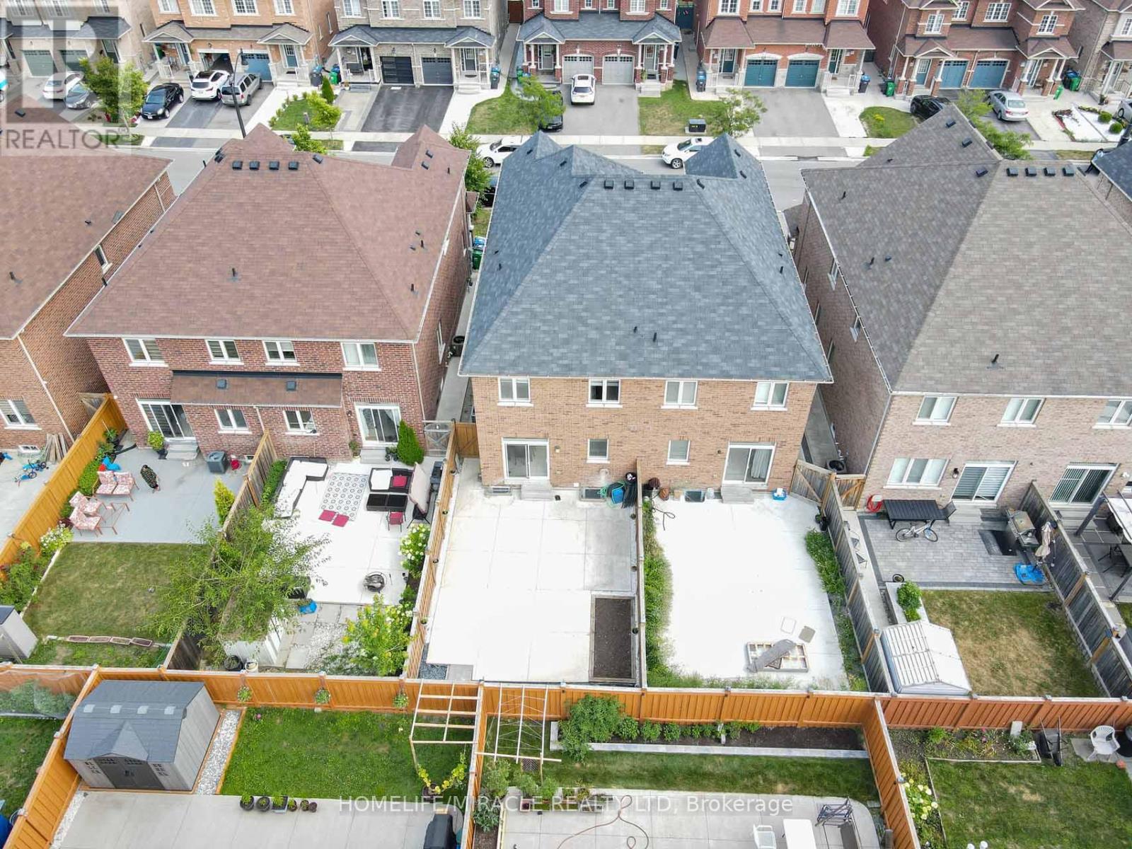Photo 45 of 79 Lesabre Crescent, Brampton ON