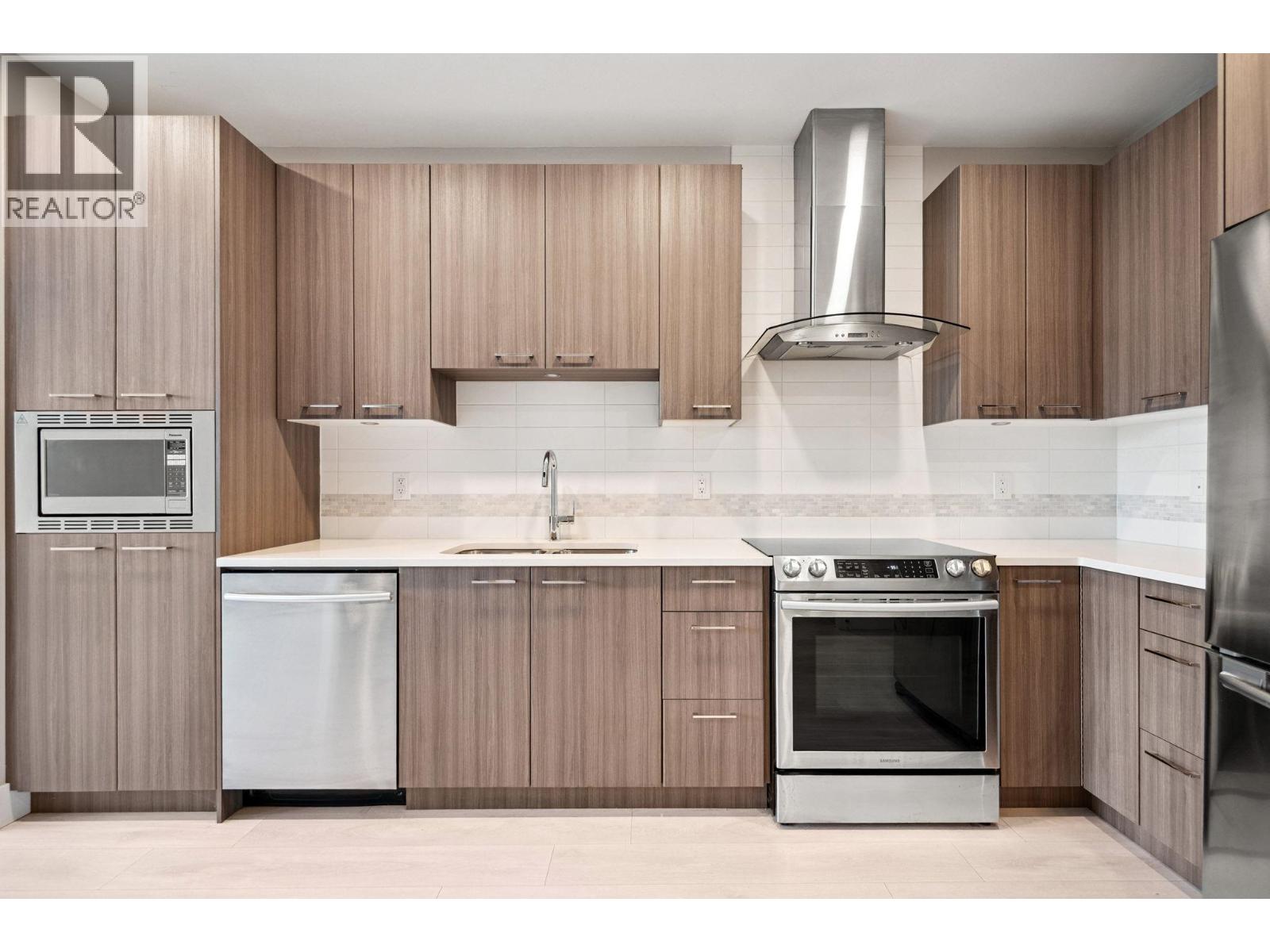 Photo 6 of 315 4690 Hawk Lane, Tsawwassen BC