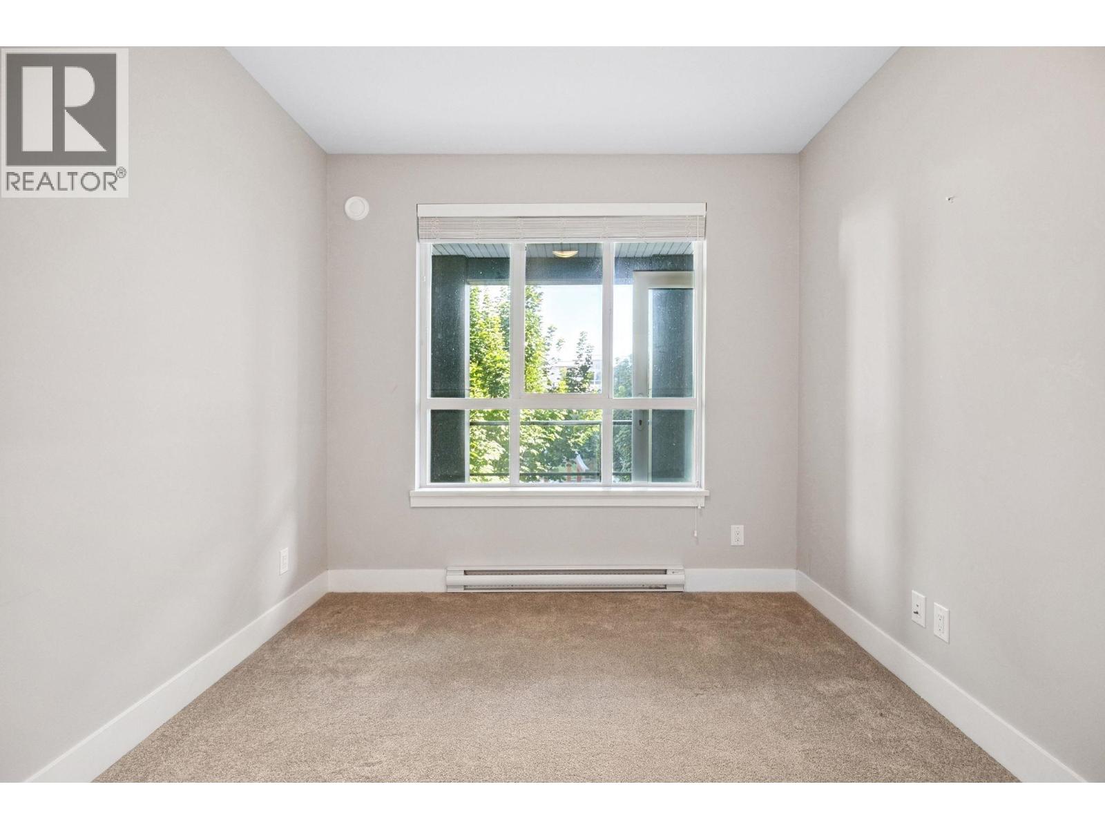 Photo 14 of 315 4690 Hawk Lane, Tsawwassen BC