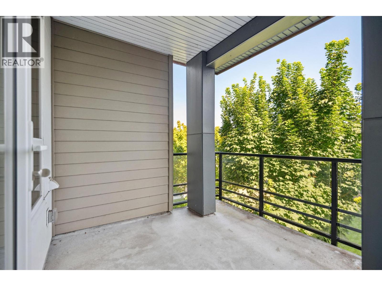Photo 18 of 315 4690 Hawk Lane, Tsawwassen BC