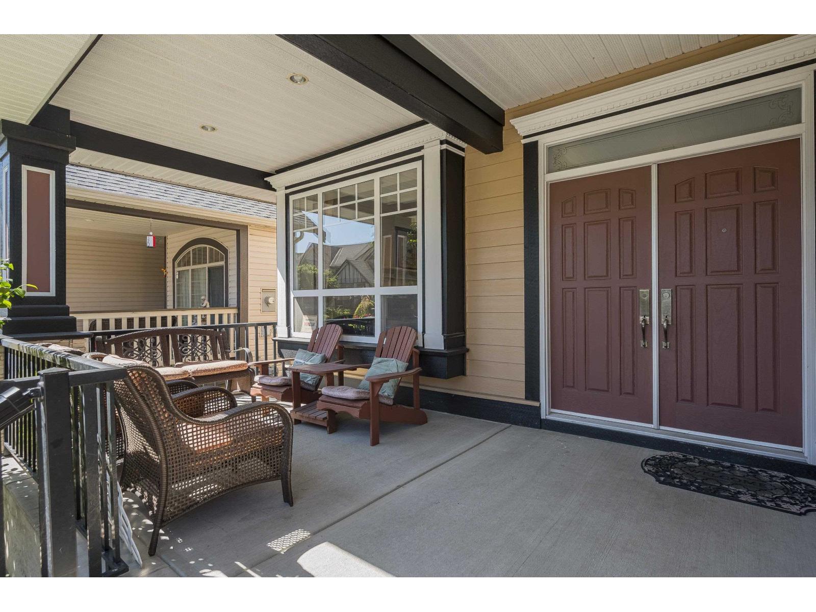 Photo 2 of 21179 83 A Avenue, Langley BC