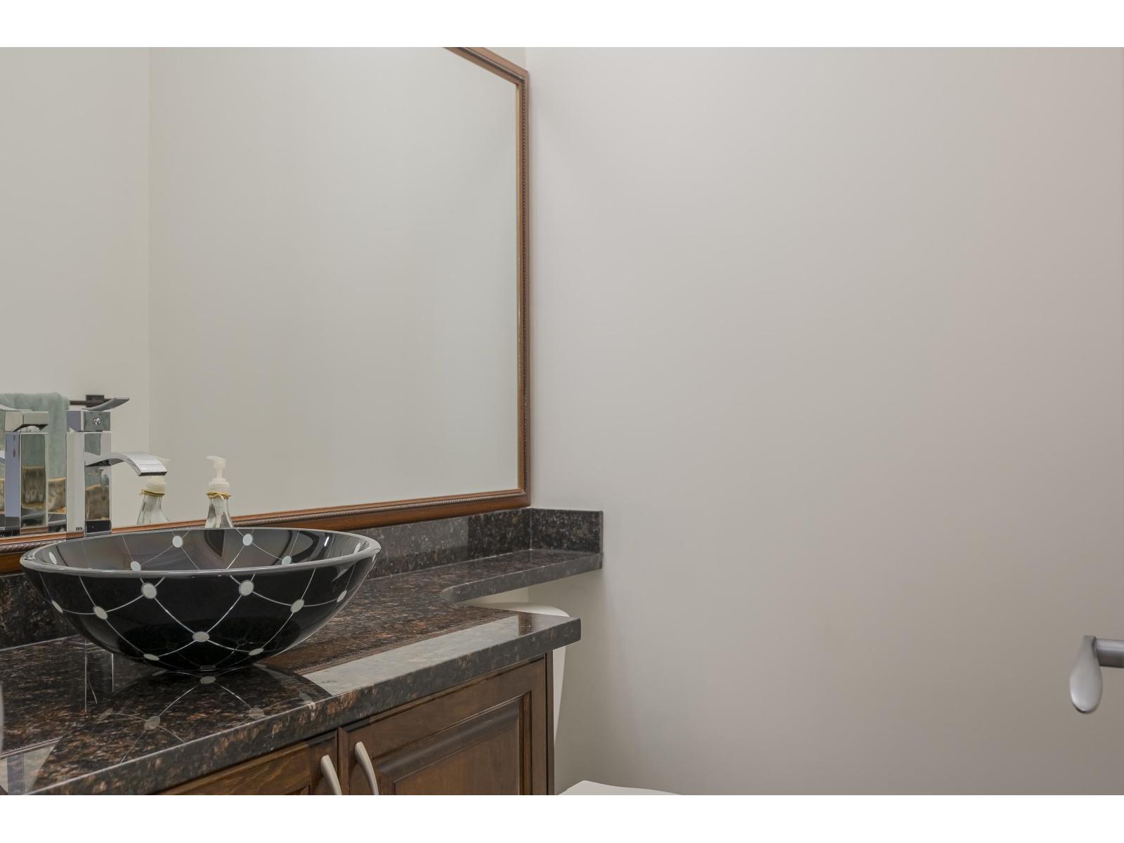 Photo 15 of 21179 83 A Avenue, Langley BC