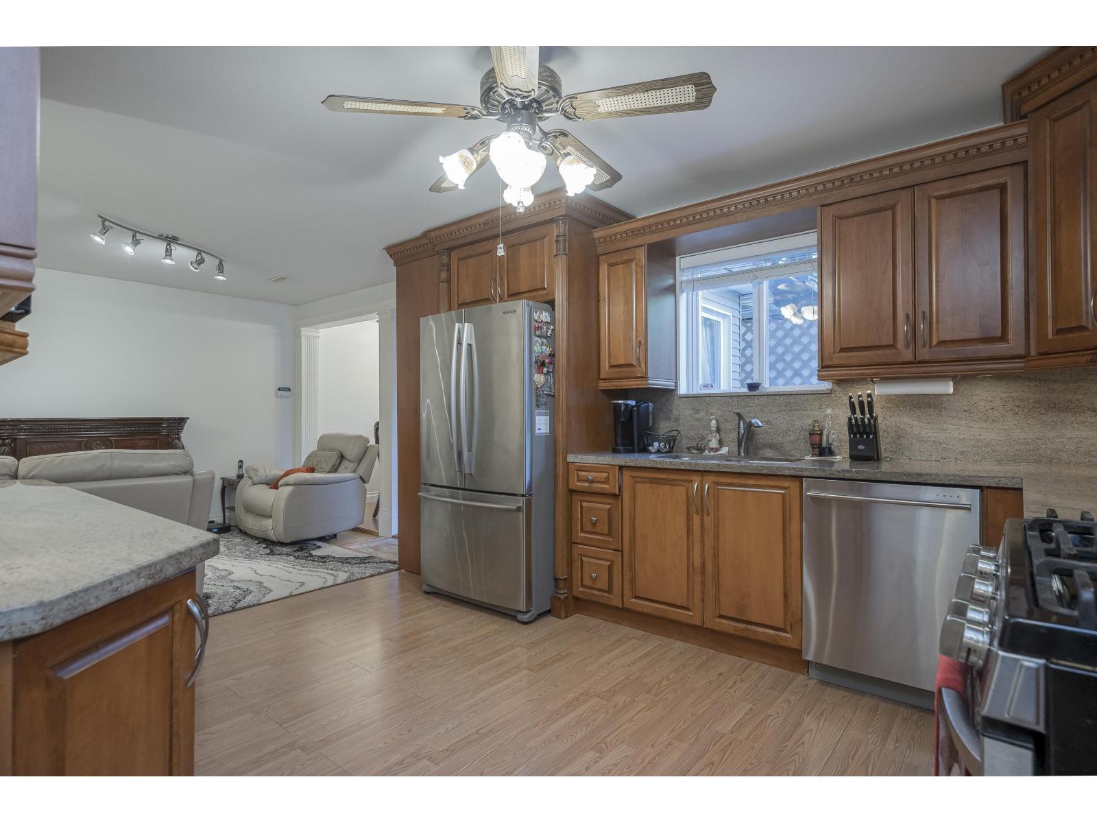 Photo 31 of 21179 83 A Avenue, Langley BC