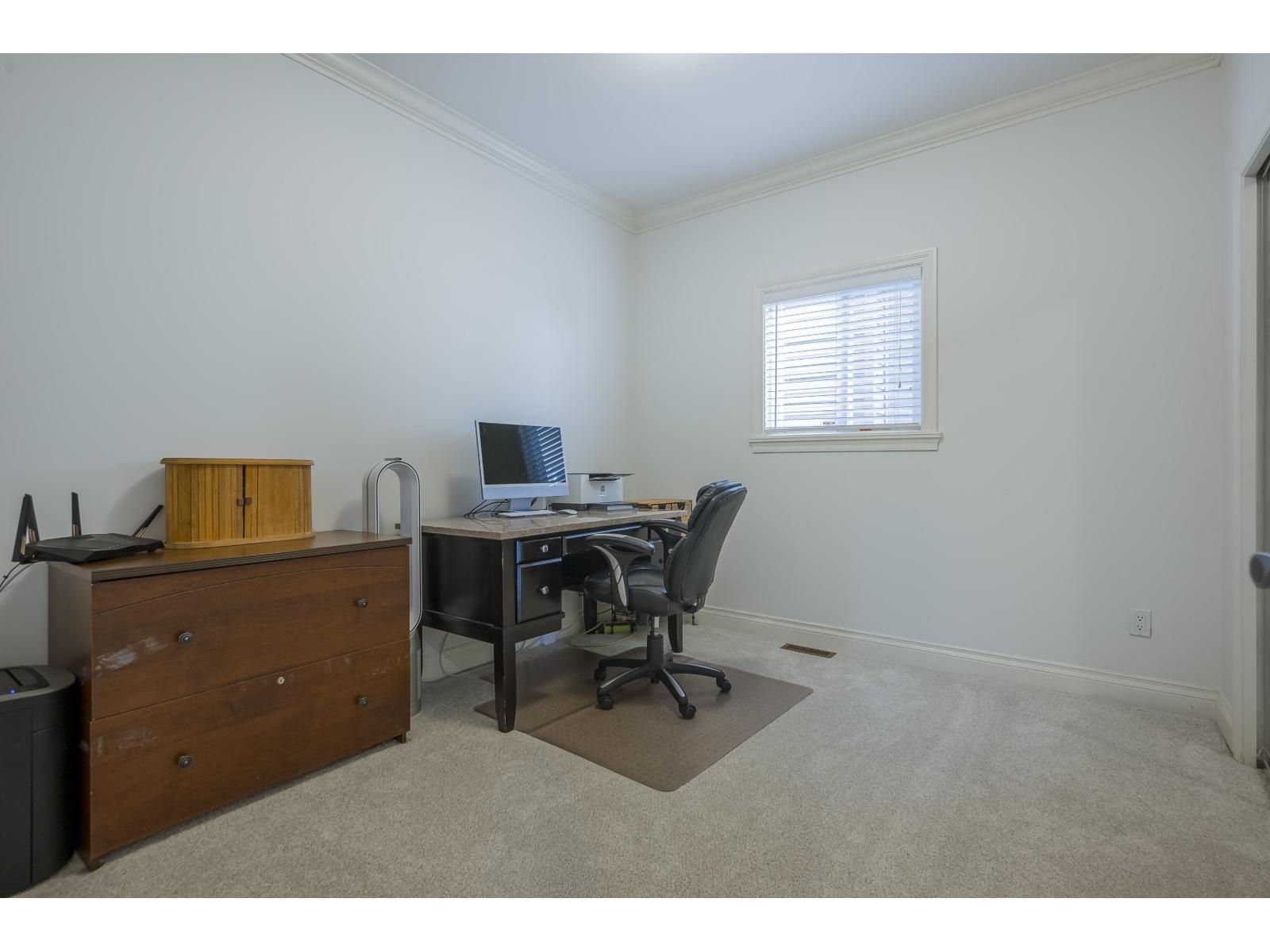 Photo 13 of 21179 83 A Avenue, Langley BC