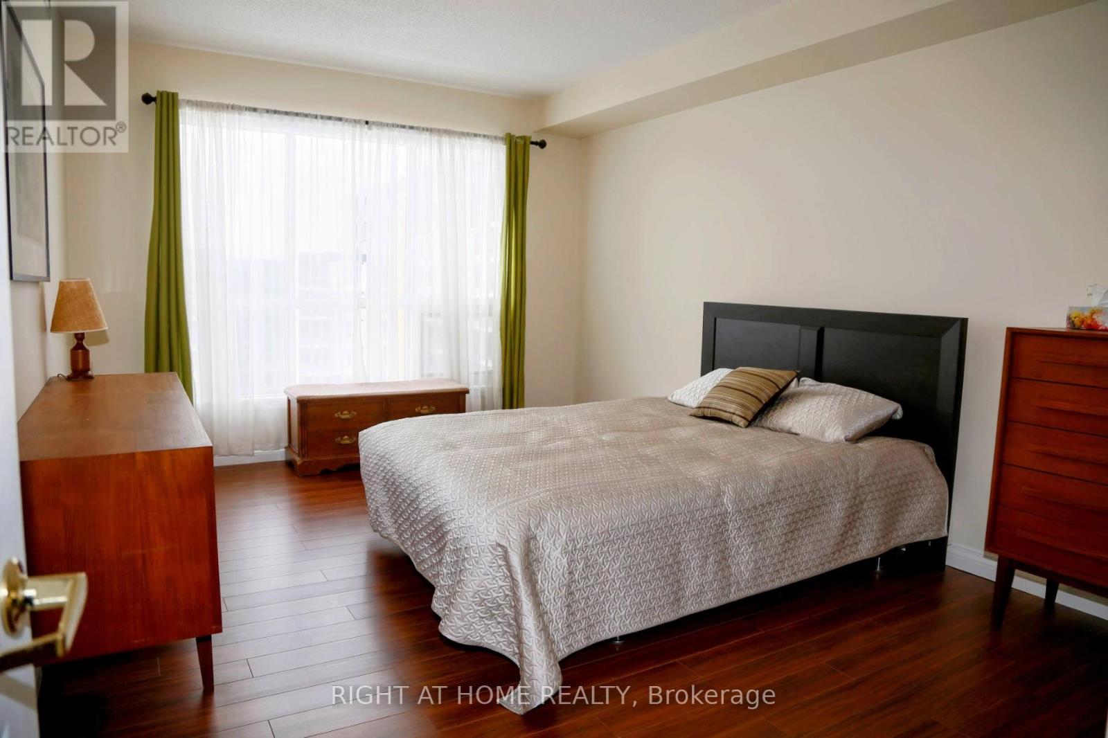 #507 90 DEAN AVENUE - 28