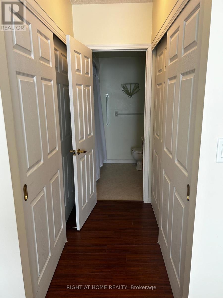 #507 90 DEAN AVENUE - 32
